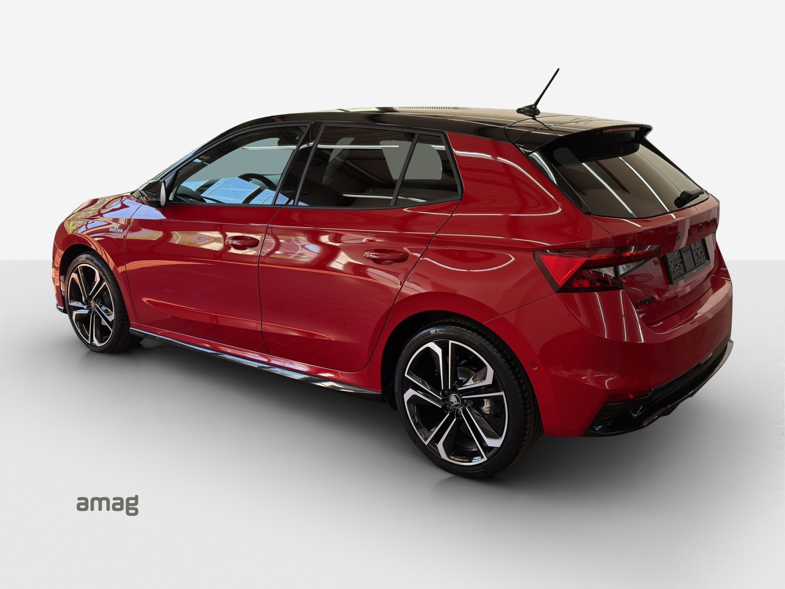 SKODA Fabia 1.5 TSI Monte Carlo DSG-image-2
