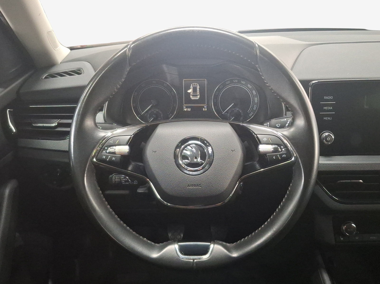 SKODA Kamiq 1.0 TSI Ambition-image-9