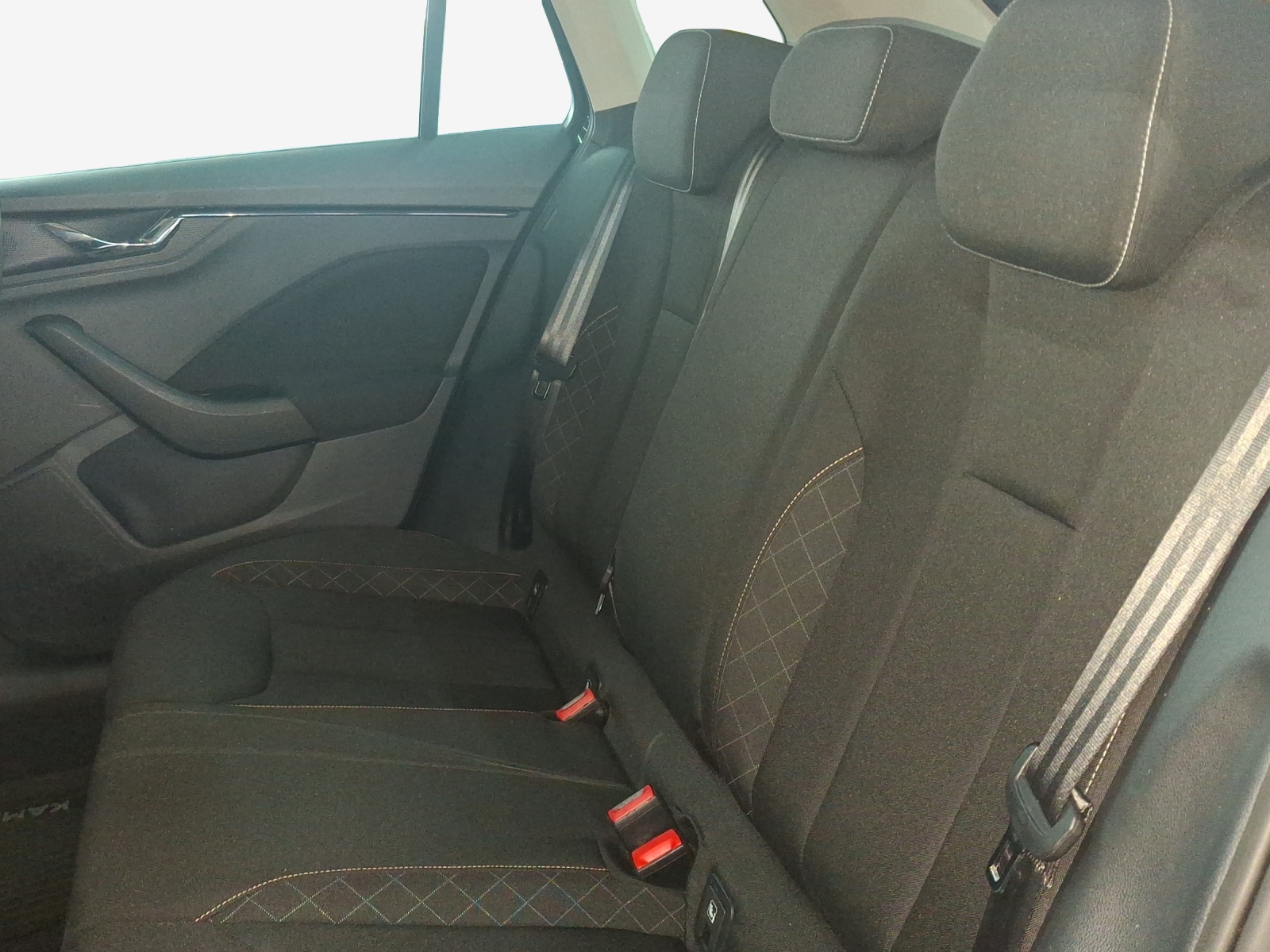 SKODA Kamiq 1.0 TSI Ambition-image-11
