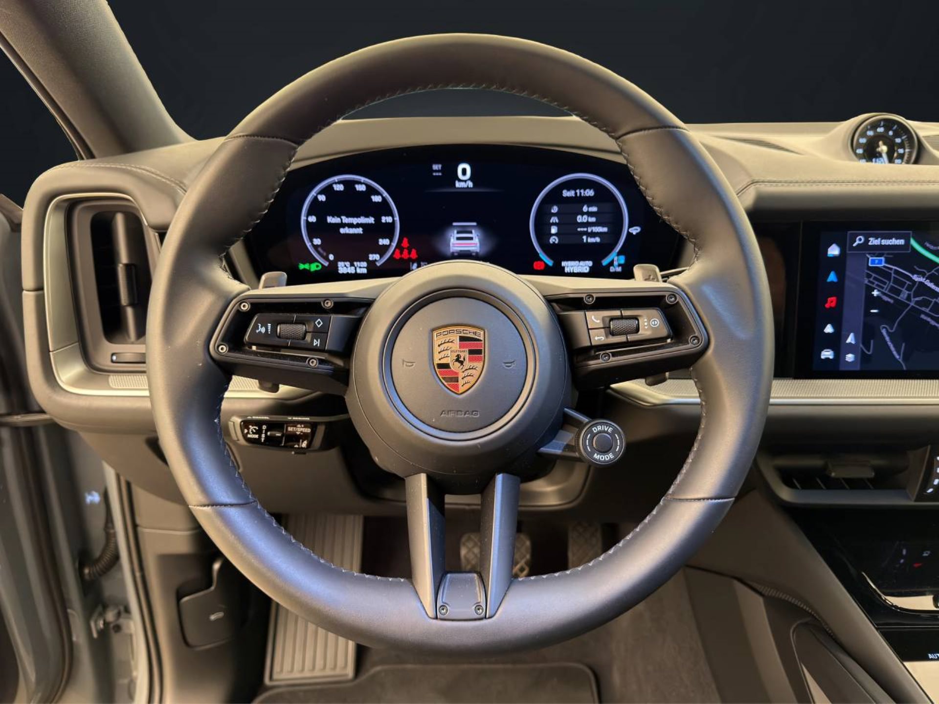 PORSCHE Cayenne E-Hybrid Coupé-image-12
