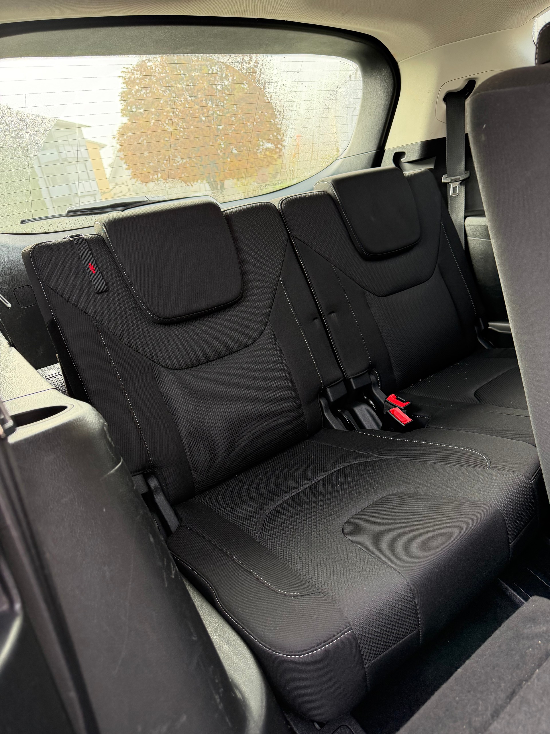 FORD S-Max 2.0 TDCi Titanium PowerShift 7 Sitze-image-15