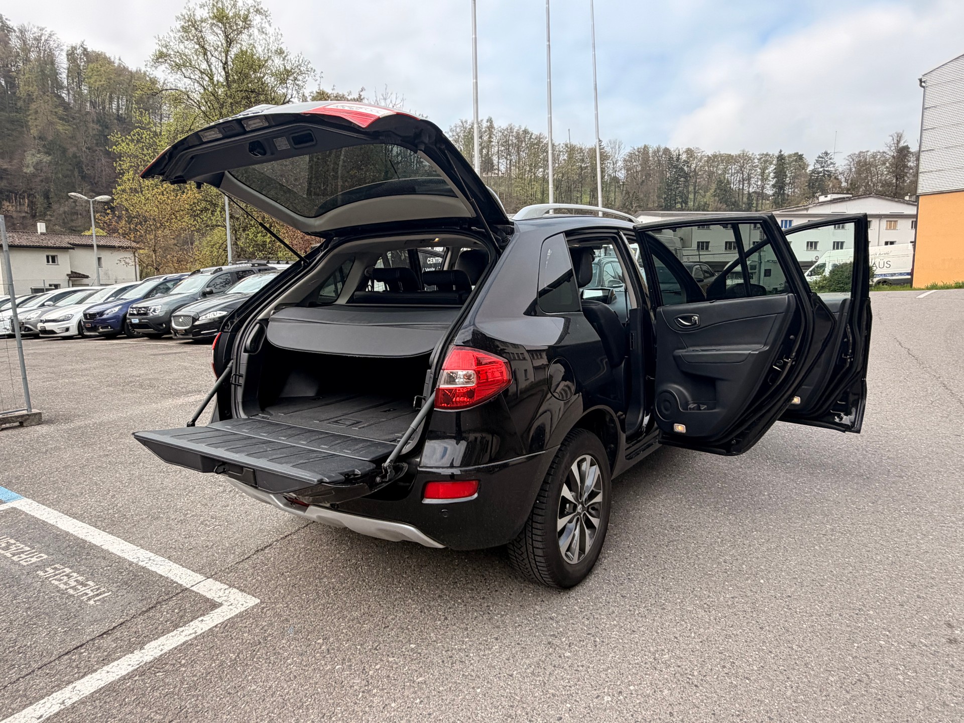 RENAULT Koleos 2.0 dCi Exception 4x4 Automatic-image-18