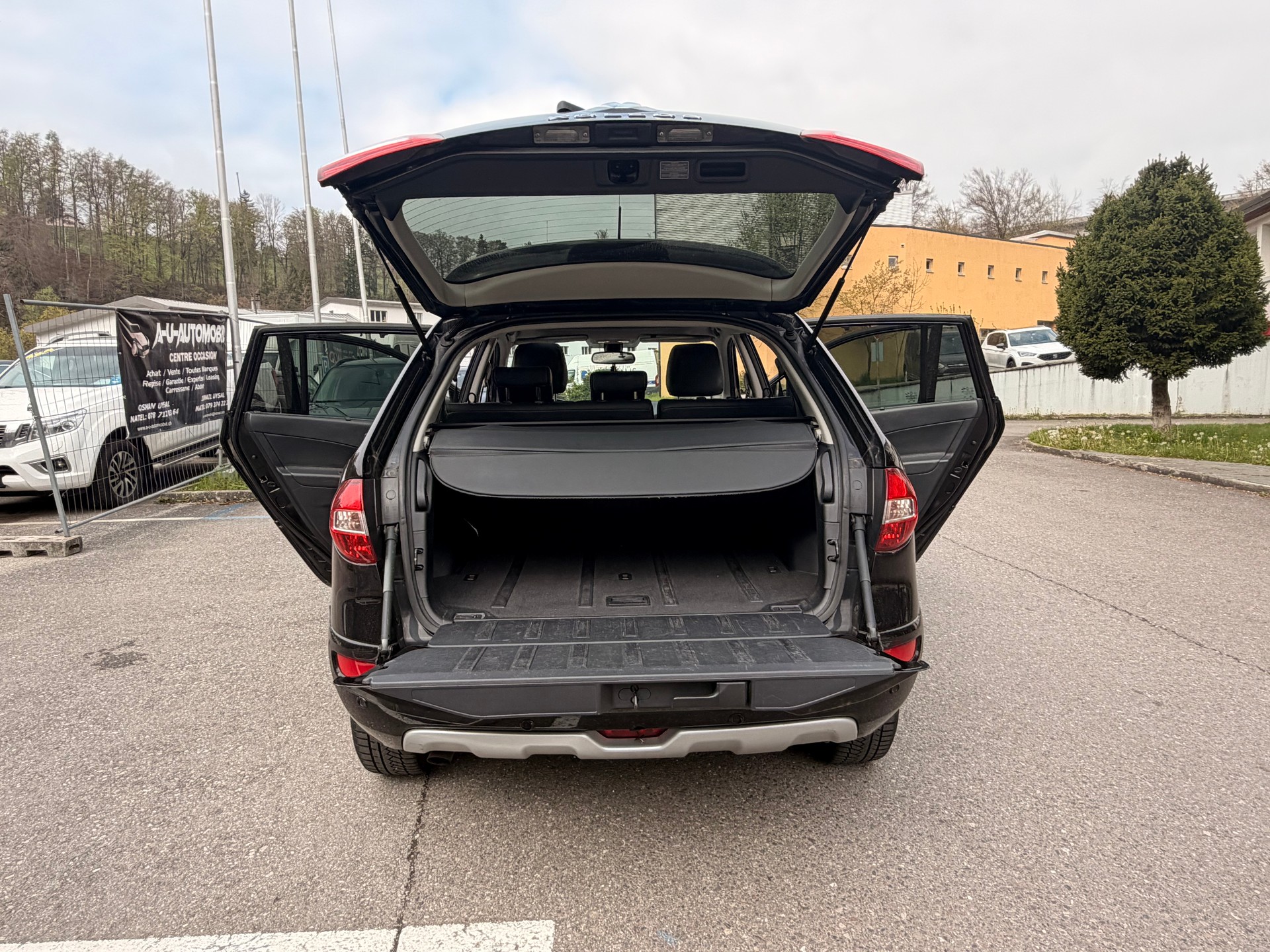 RENAULT Koleos 2.0 dCi Exception 4x4 Automatic-image-17
