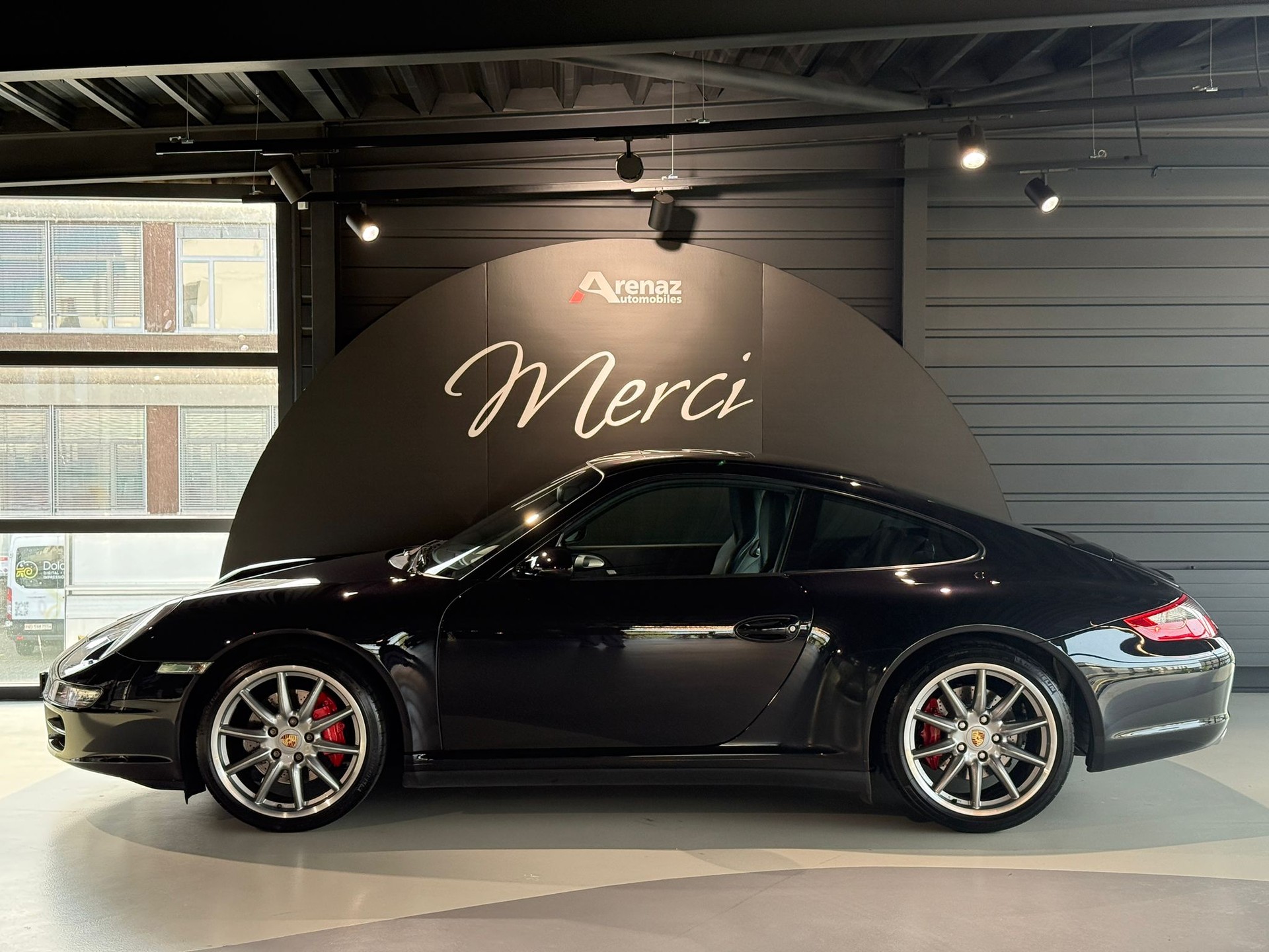 PORSCHE 911 Carrera 4S-showroom-element-2