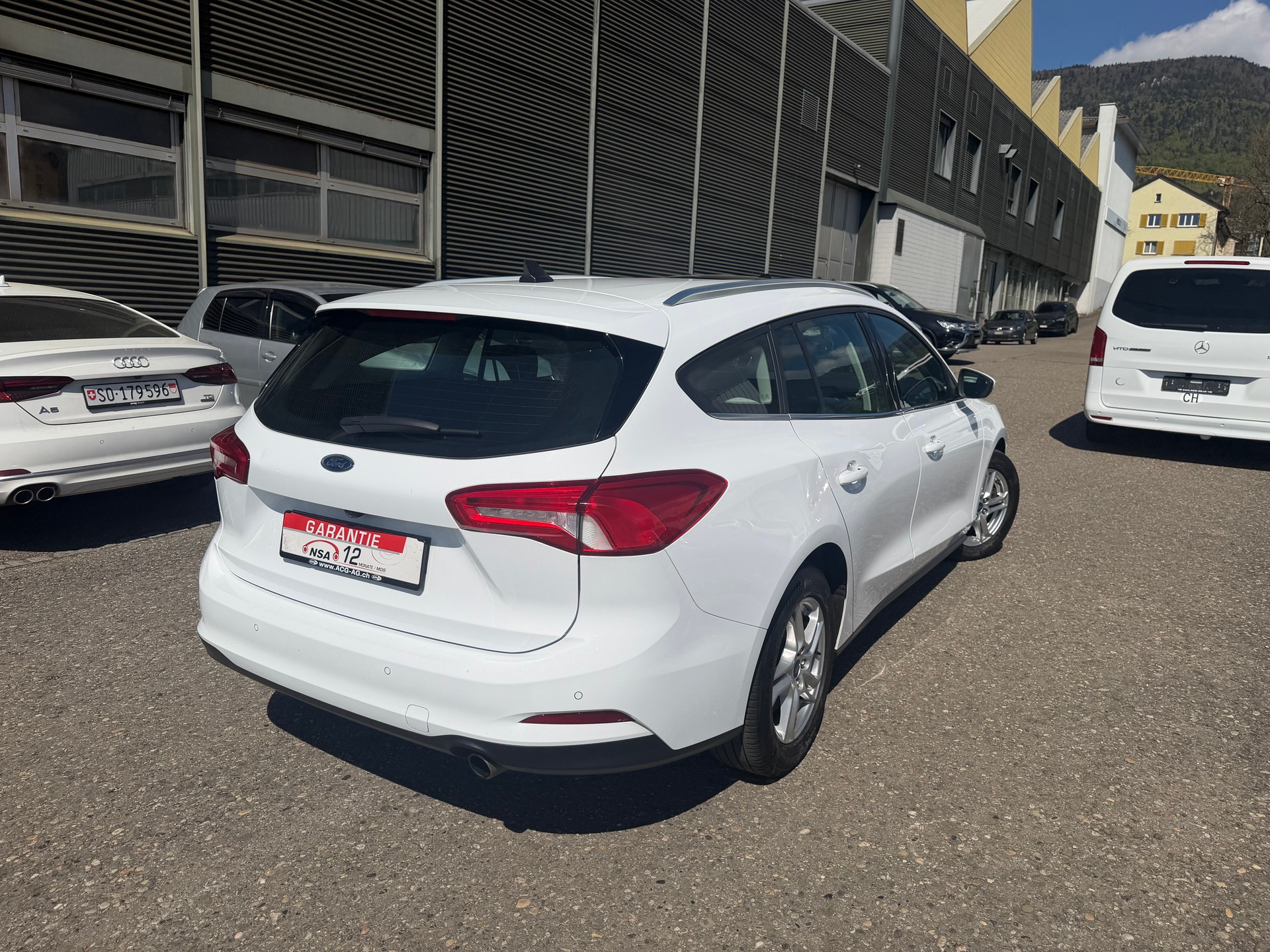 FORD Focus 1.5 TDCi Cool Connect Automatic ** Gr. Navi * Klima * LED * PDC V&H- RF-Kamera * Tempomat * Frisch Ab MFK-image-4
