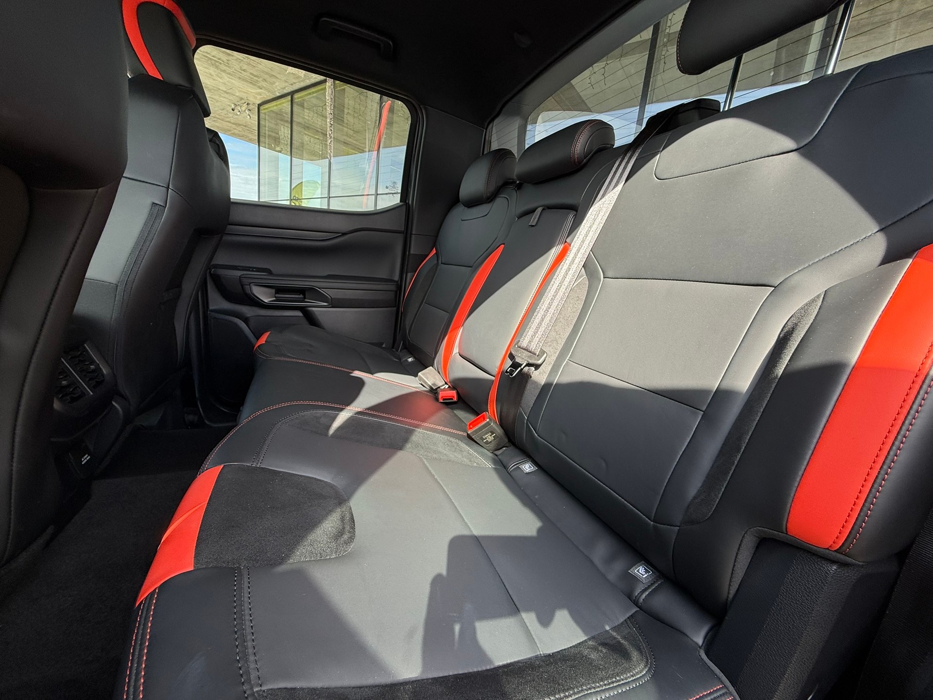 FORD Ranger Raptor 3.0 Eco Boost 4x4 A-image-6