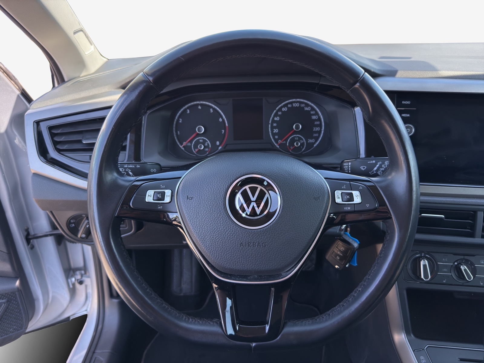 VW Polo 1.0 TSI BMT Comfortline-image-9