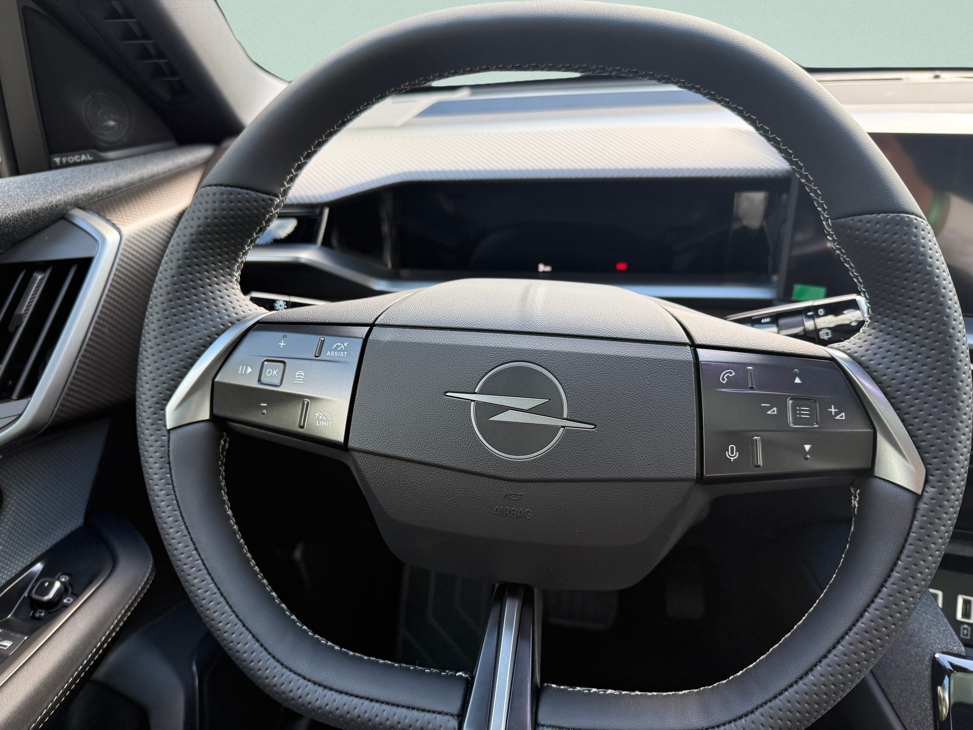 OPEL Grandland ULTIMATE 1.6 PHEV eDCT-image-15