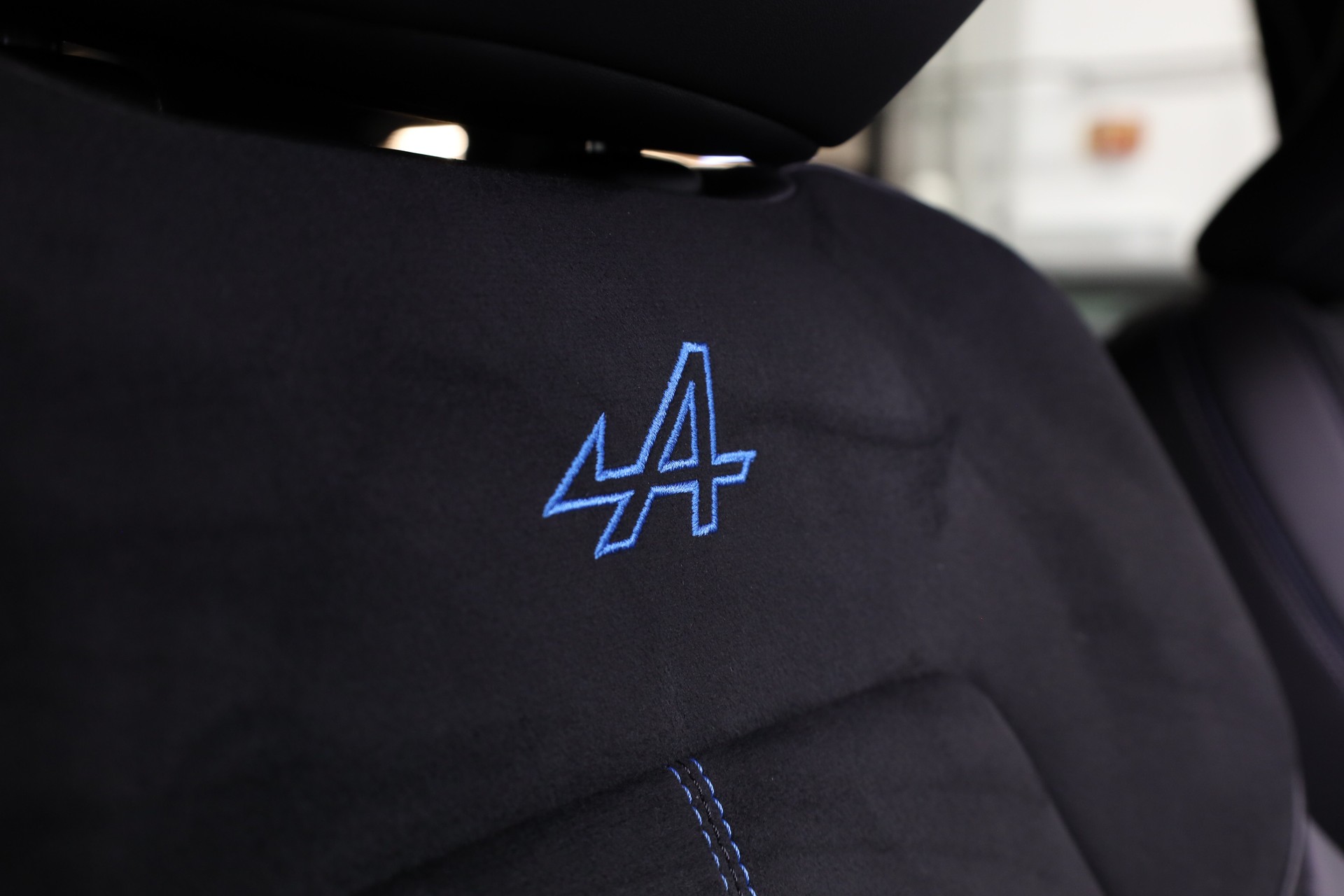 RENAULT Arkana 1.6 E-Tech esprit Alpine-image-13