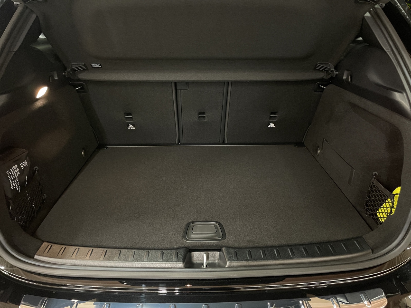 MERCEDES-BENZ GLA 250 4Matic 8G-DCT Swiss Star-image-10