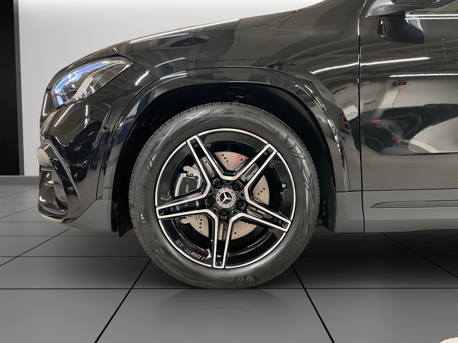 MERCEDES-BENZ GLA 250 4Matic 8G-DCT Swiss Star-image-6