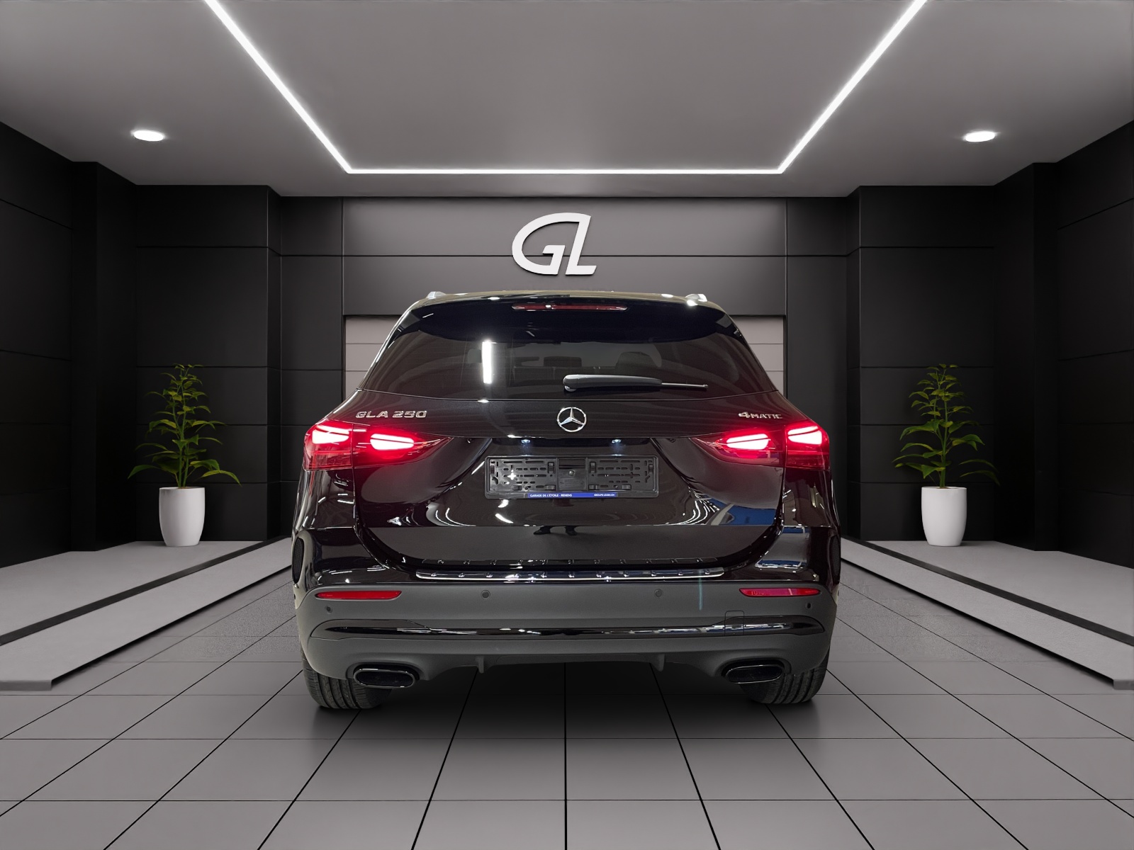 MERCEDES-BENZ GLA 250 4Matic 8G-DCT Swiss Star-image-9