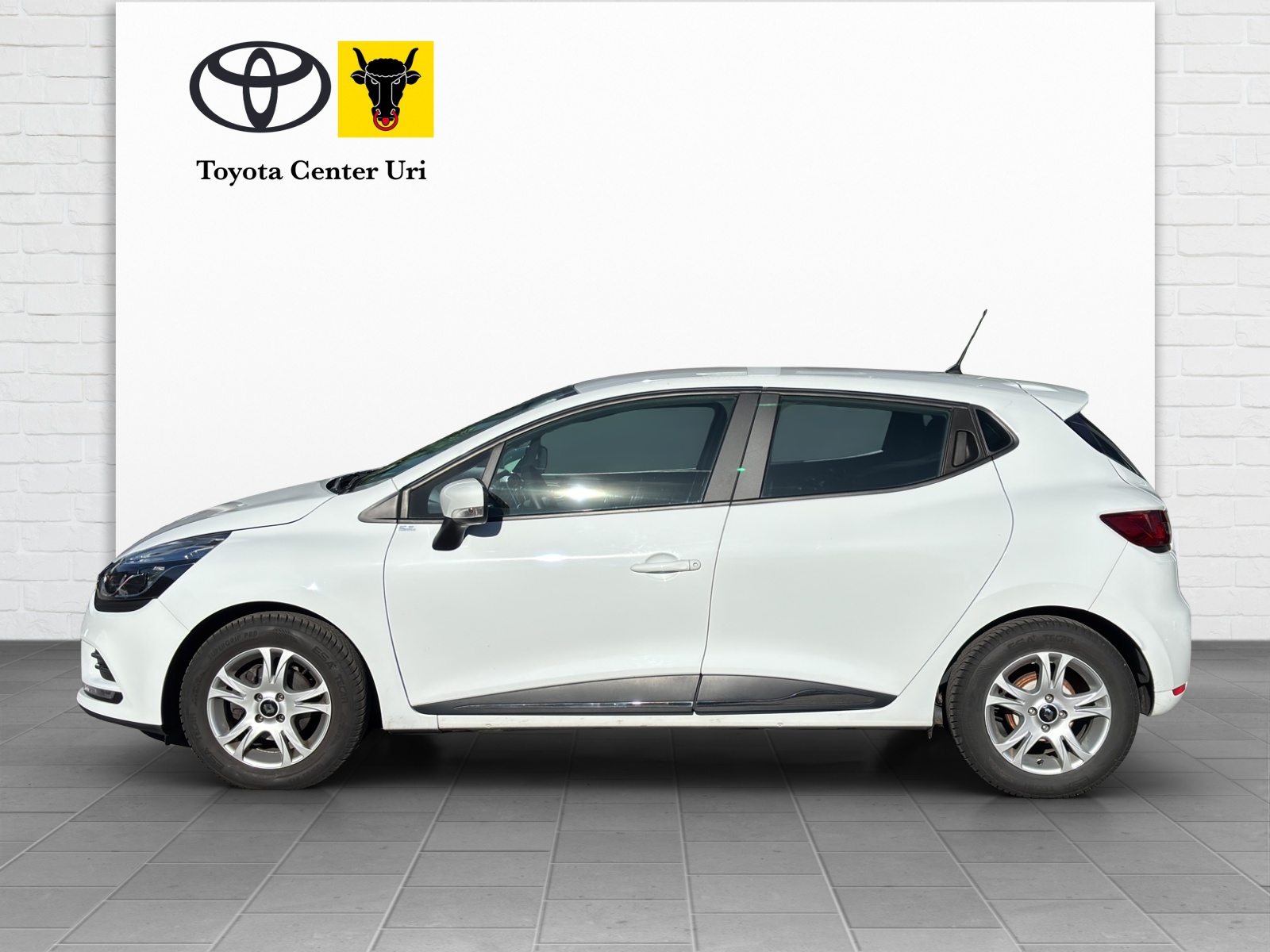 RENAULT Clio 0.9 12V Zen-image-2
