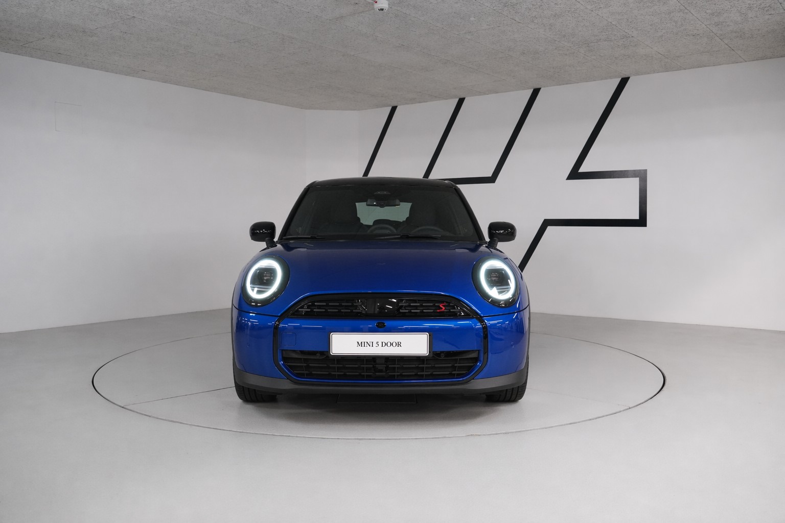 MINI Cooper S DKG-showroom-element-3