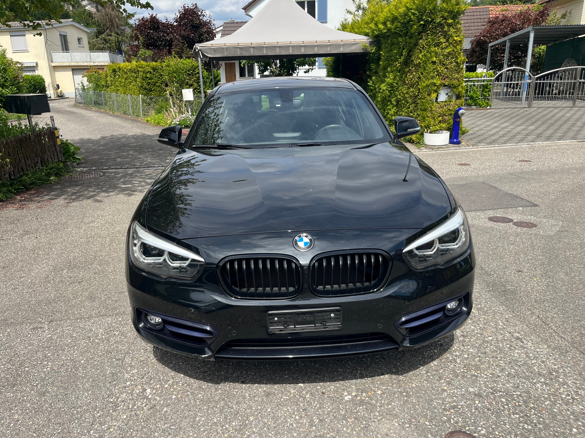 BMW 120i Edition Sport Line-image-3