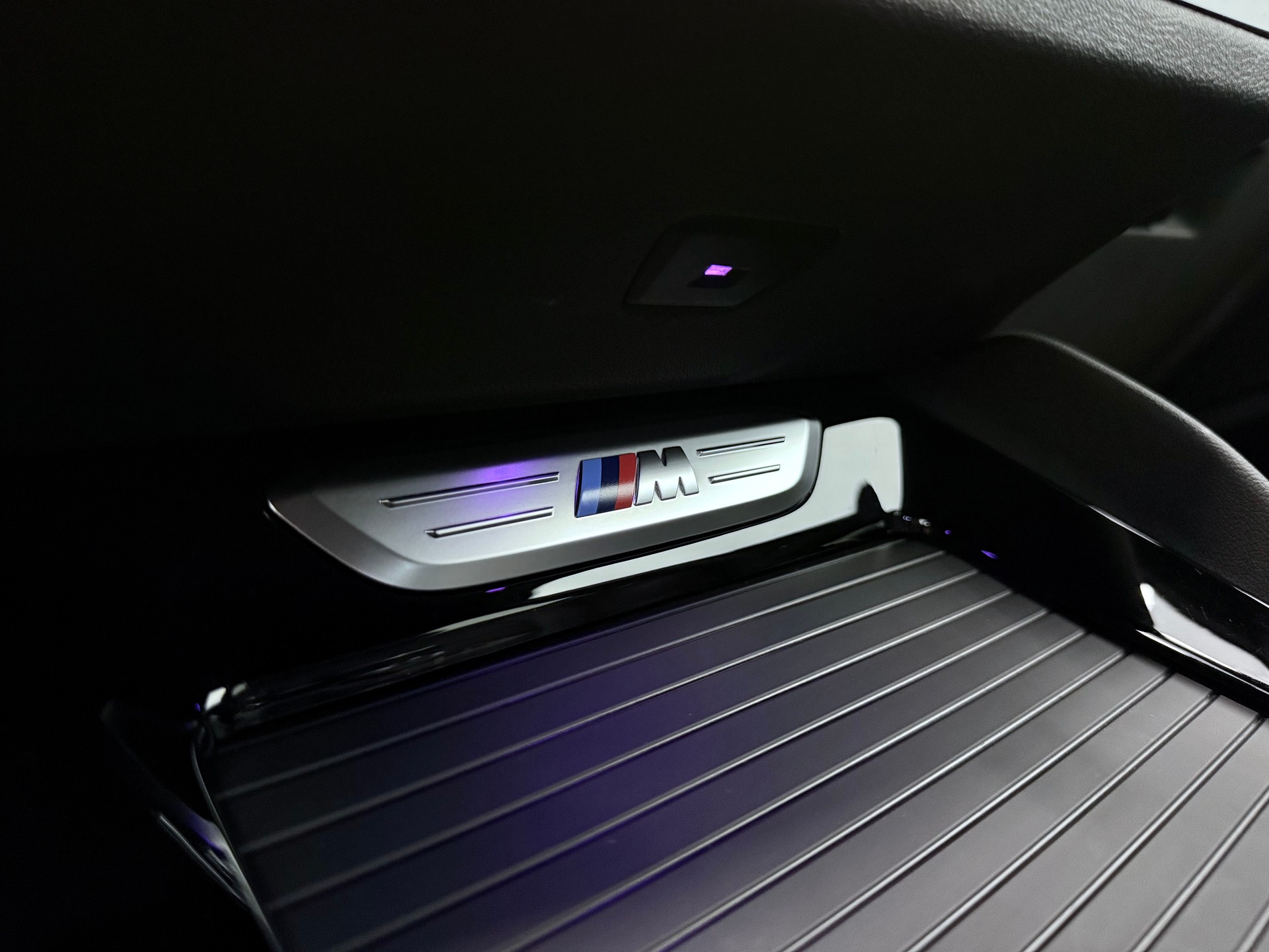 BMW X4M Steptronic-image-28
