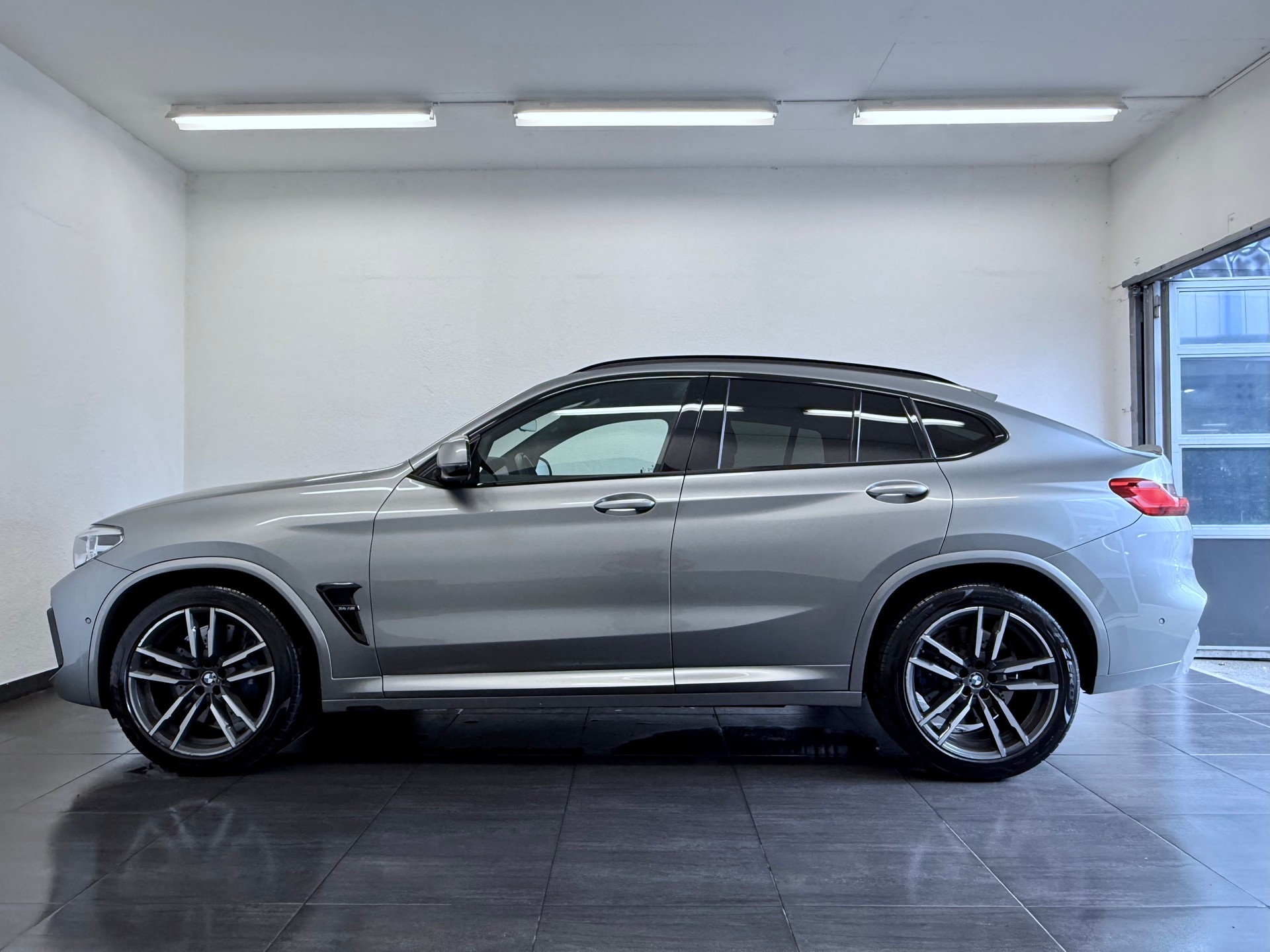 BMW X4M Steptronic-image-6