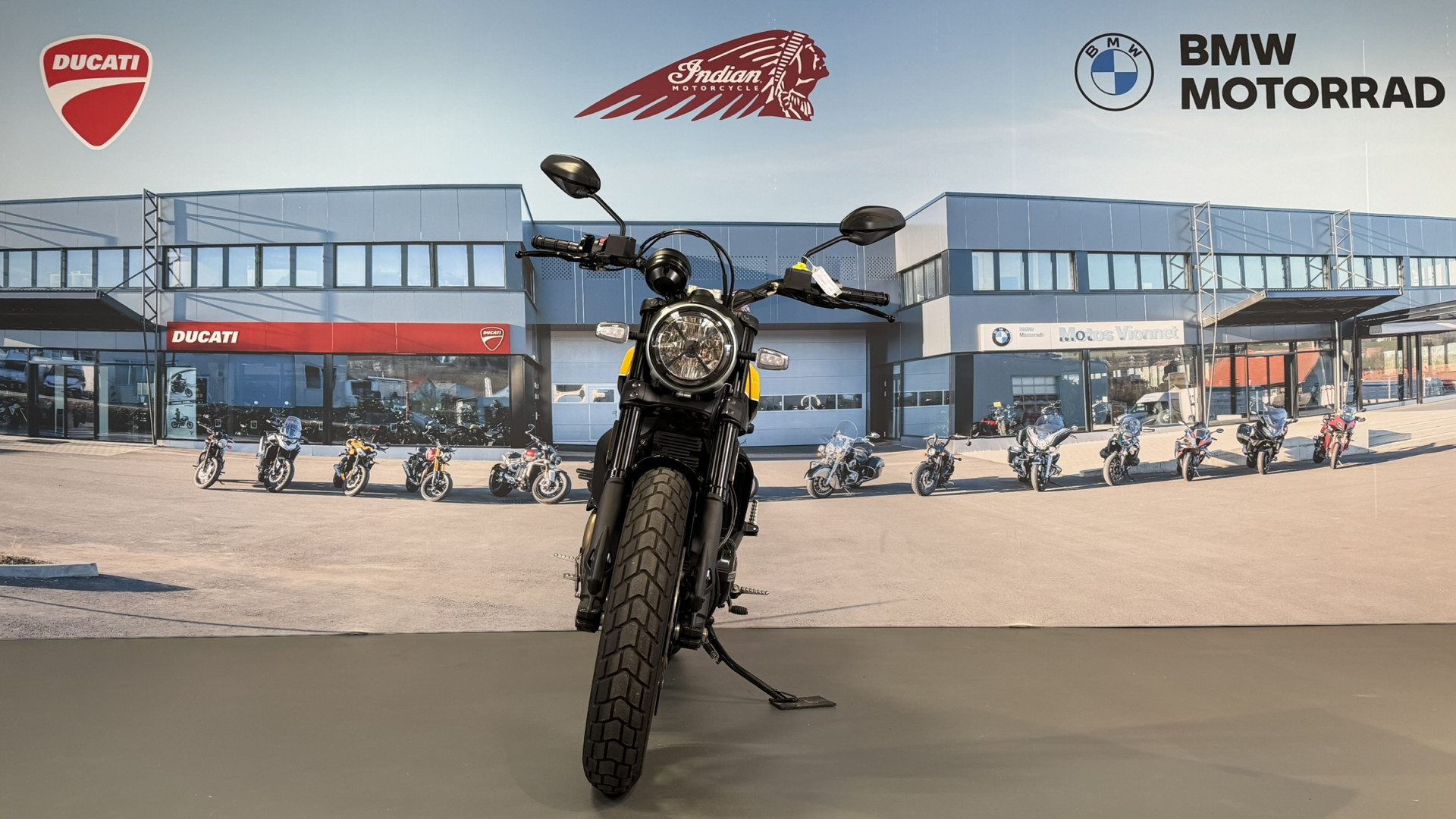 DUCATI Scrambler 803 Full Throttle-showroom-element-1
