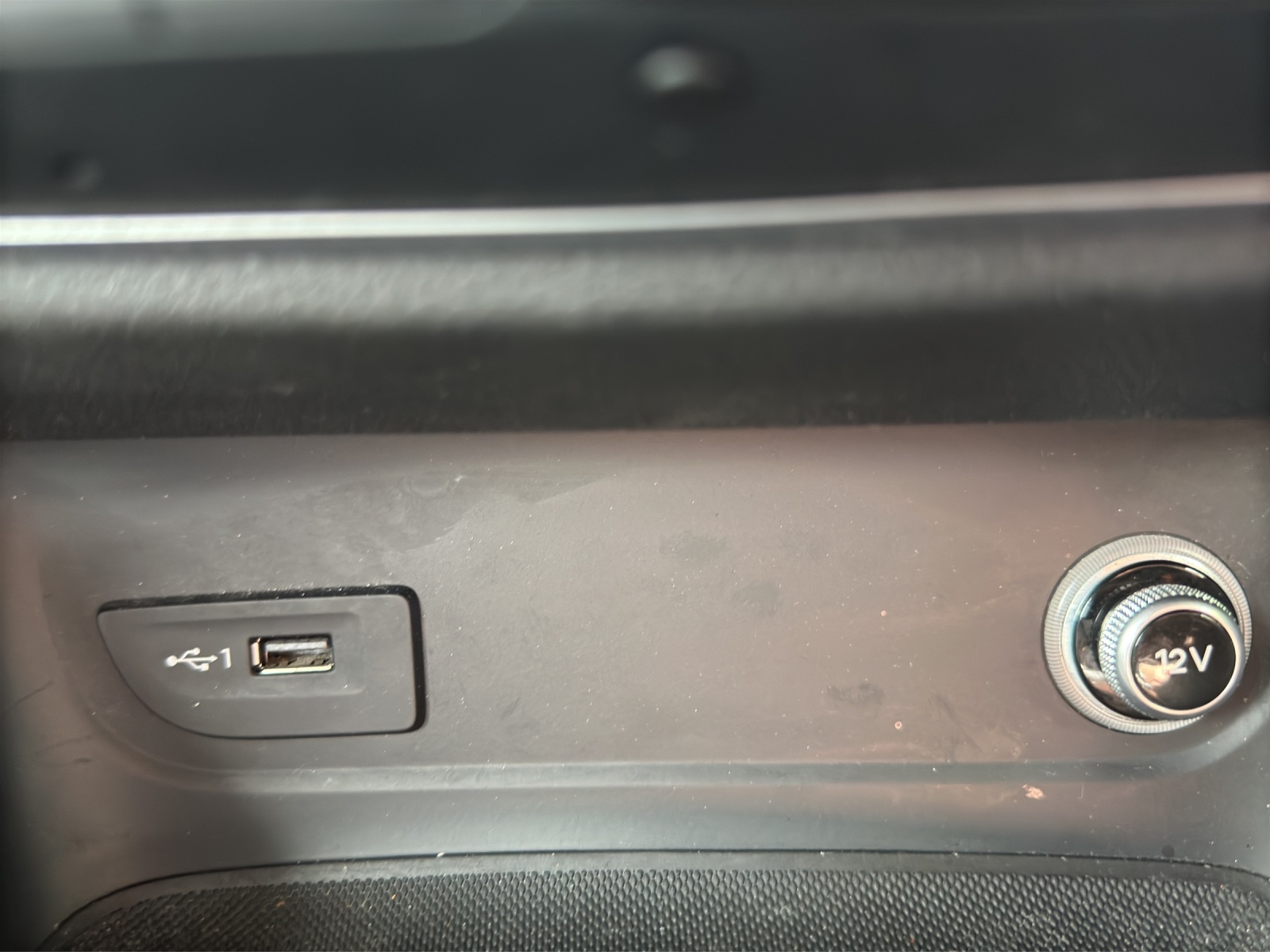 AUDI A3 Sportback 40 TDI Sport quattro S-tronic-image-18