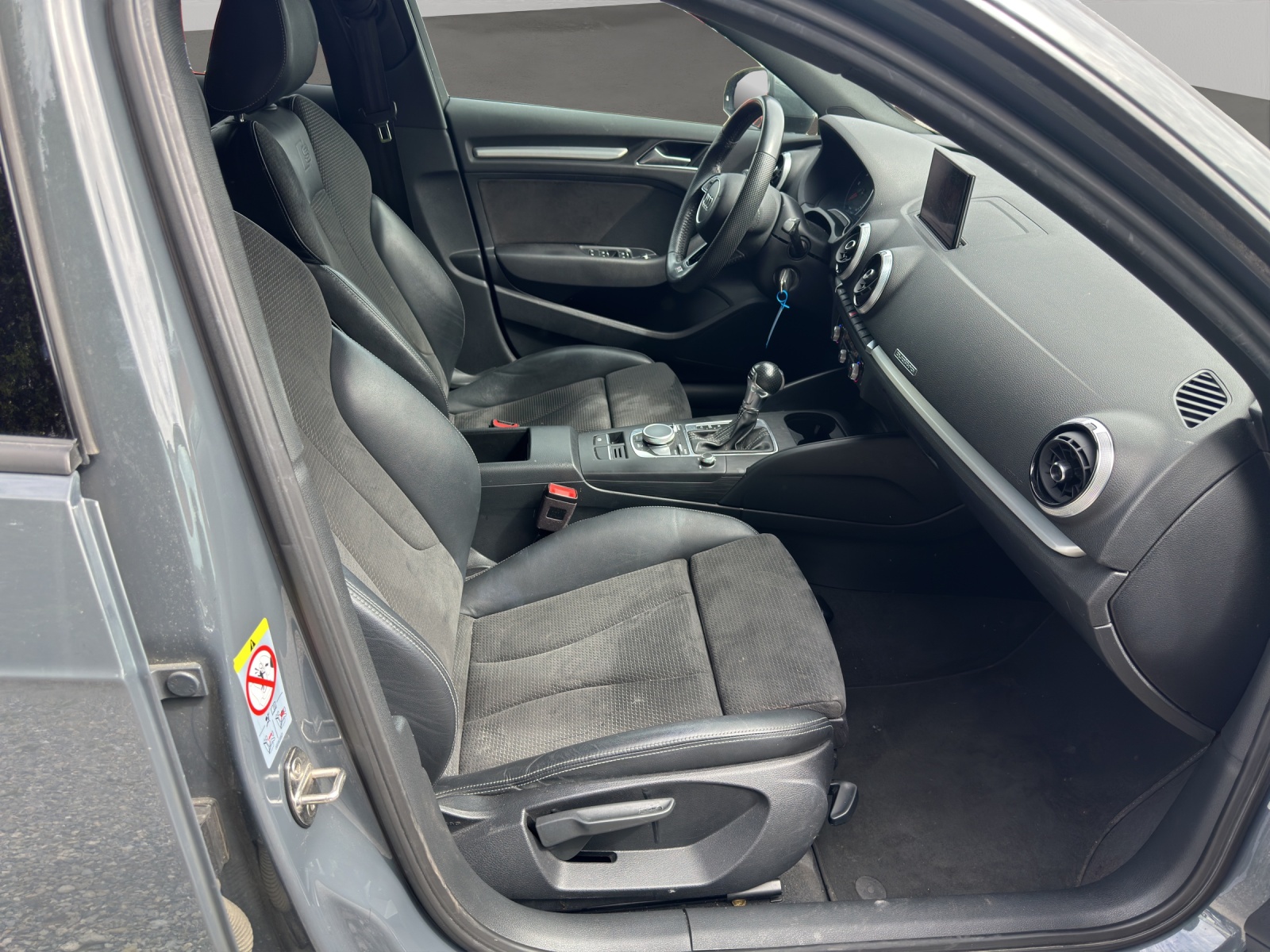 AUDI A3 Sportback 40 TDI Sport quattro S-tronic-image-8