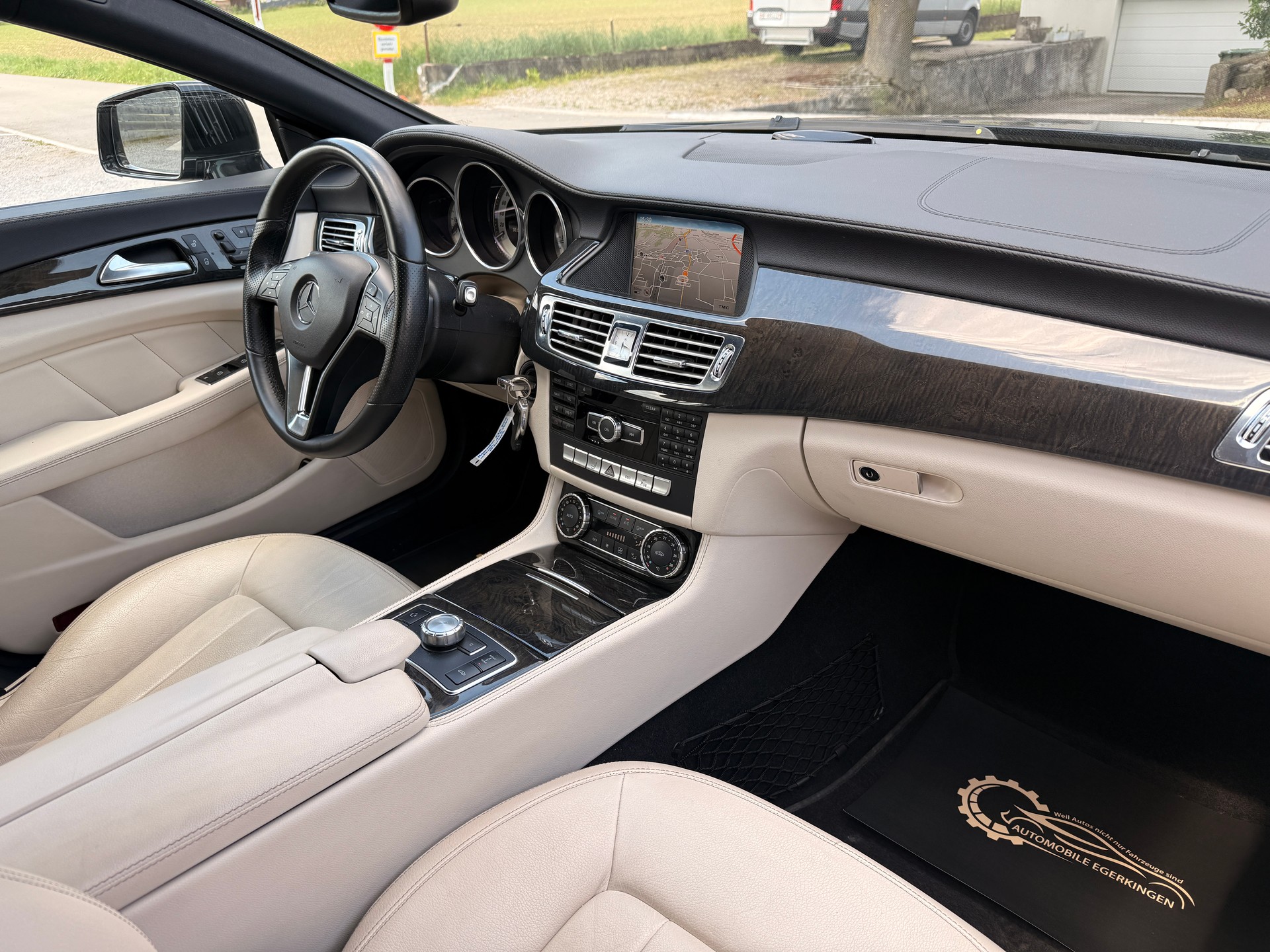MERCEDES-BENZ CLS 350 CDI 4matic Shooting Brake-image-10