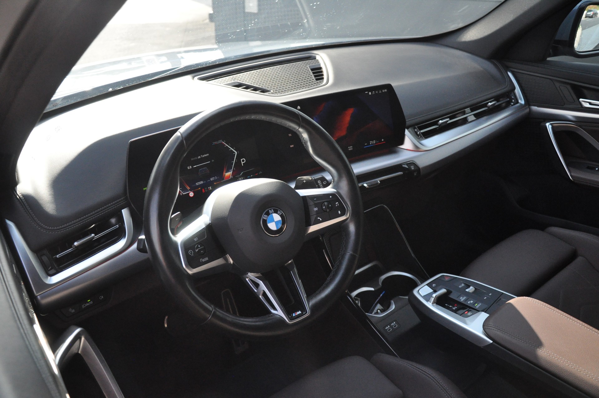 BMW X1 xDrive 23d 48V M Sport-image-13