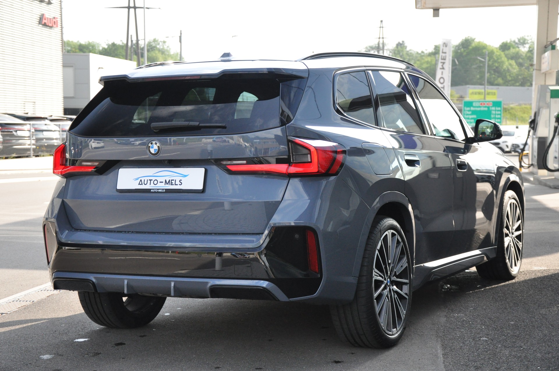 BMW X1 xDrive 23d 48V M Sport-image-8