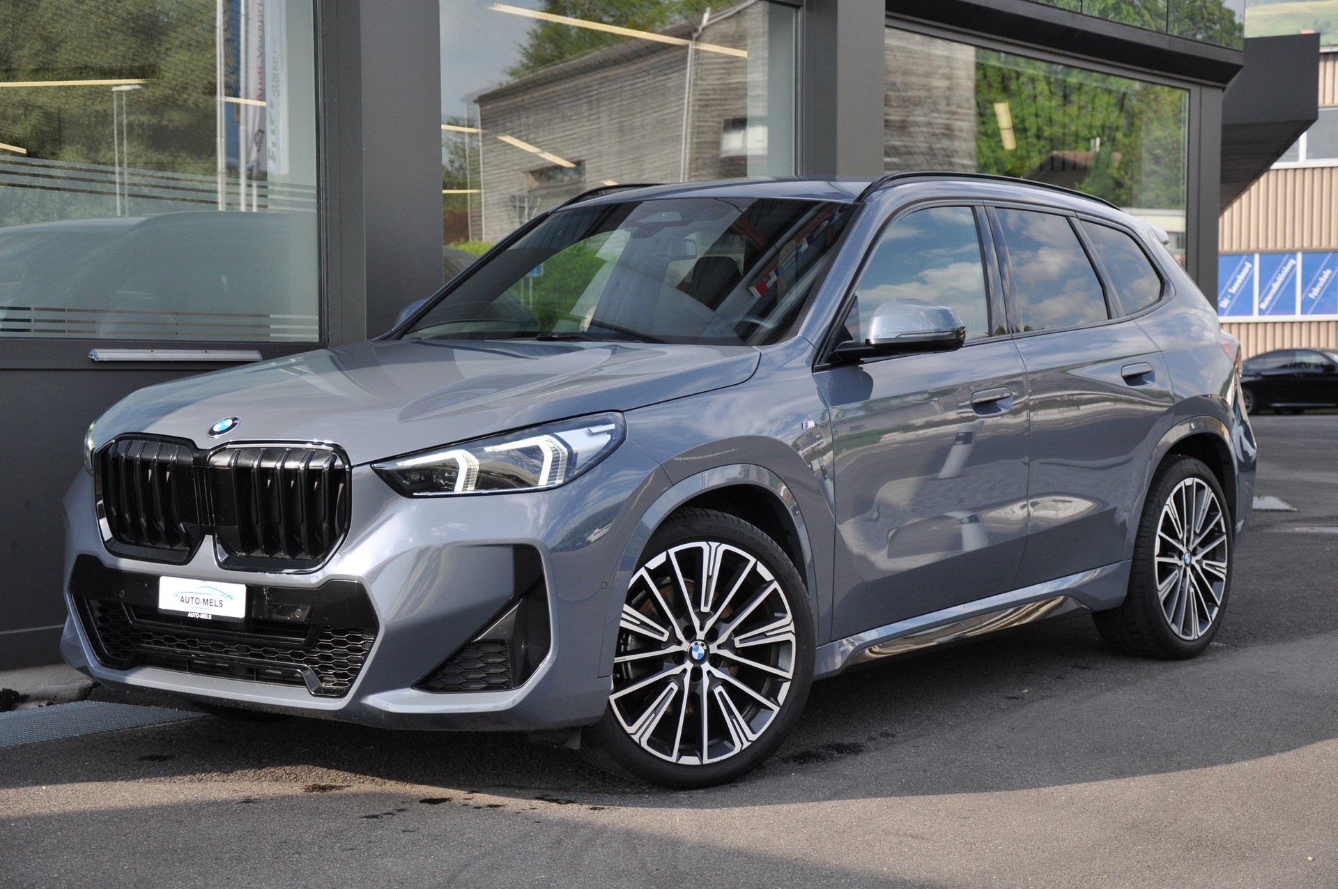 BMW X1 xDrive 23d 48V M Sport-image-3