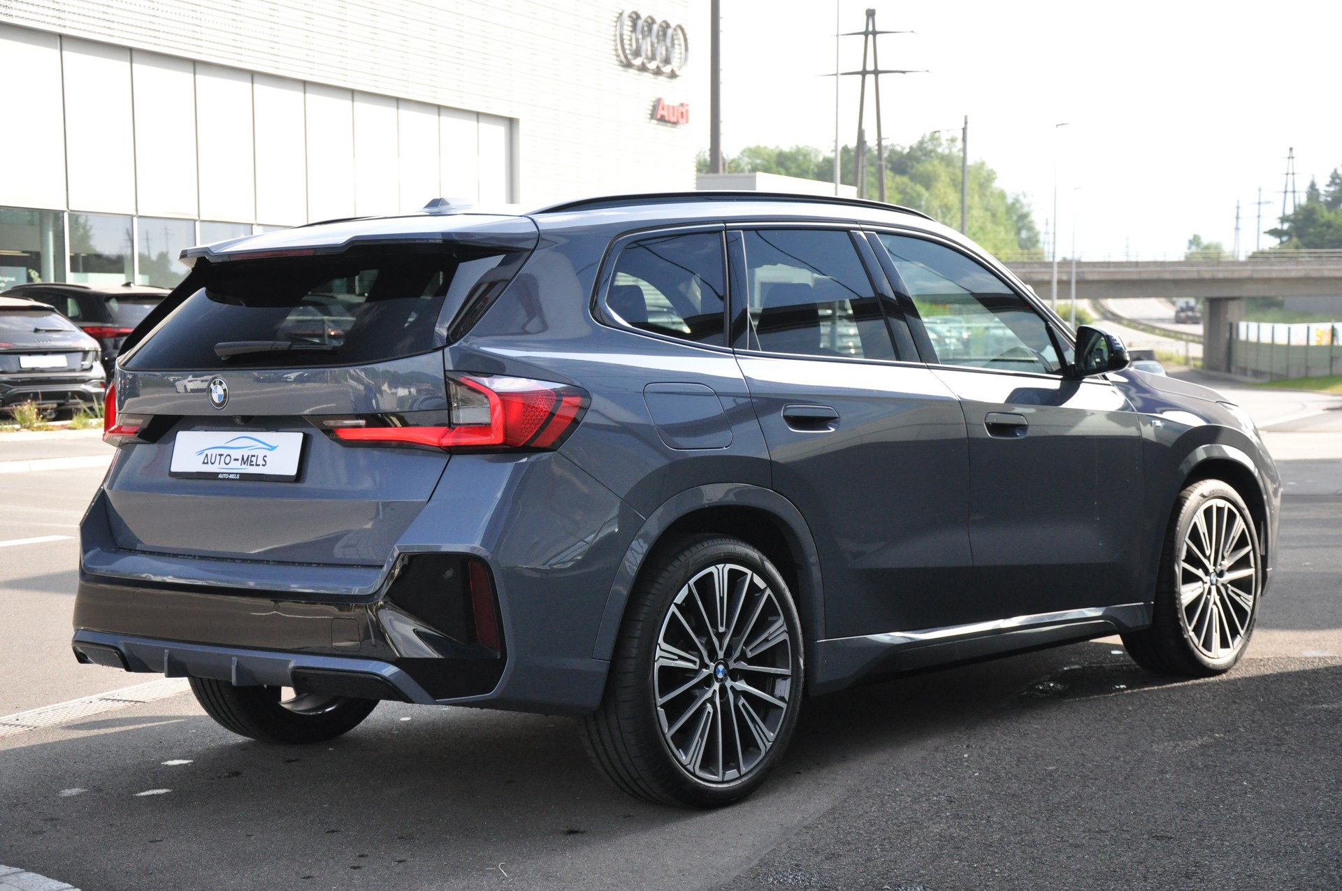 BMW X1 xDrive 23d 48V M Sport-image-9