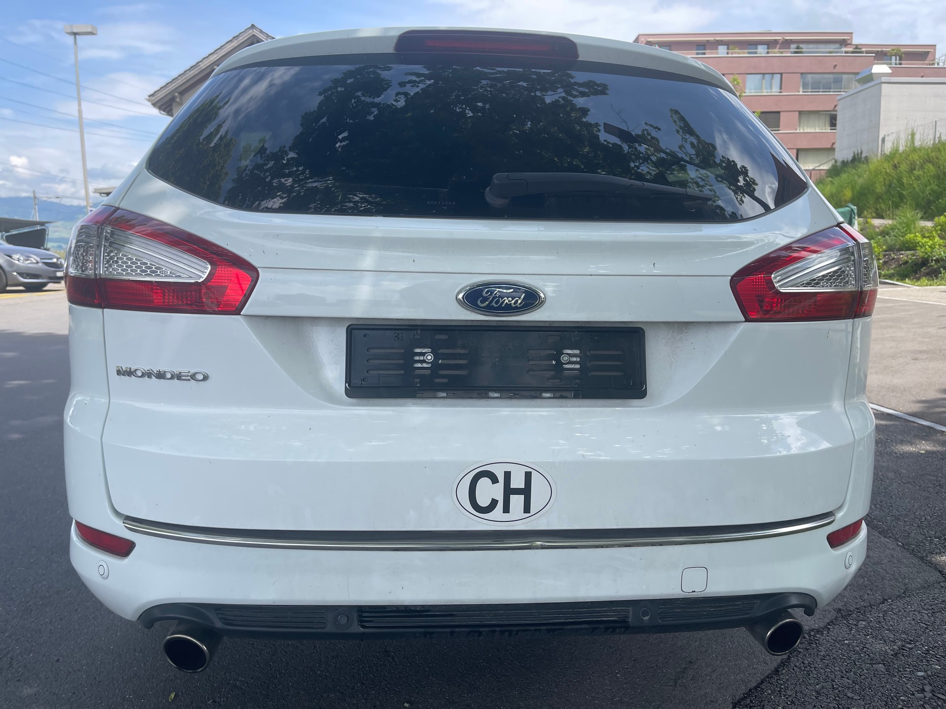 FORD Mondeo 2.0 EcoBoost SCTi Titanium PowerShift-image-8