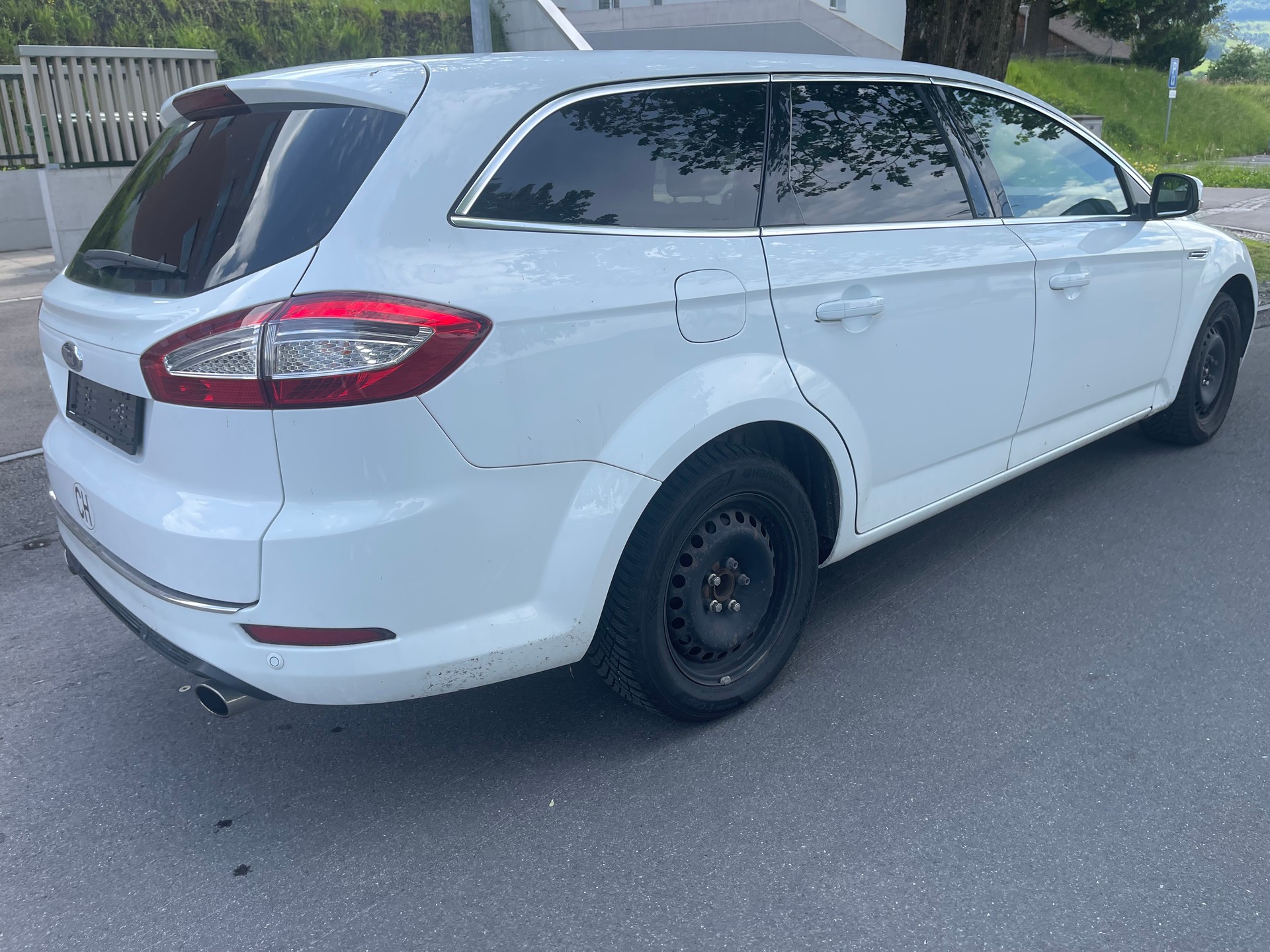 FORD Mondeo 2.0 EcoBoost SCTi Titanium PowerShift-image-7