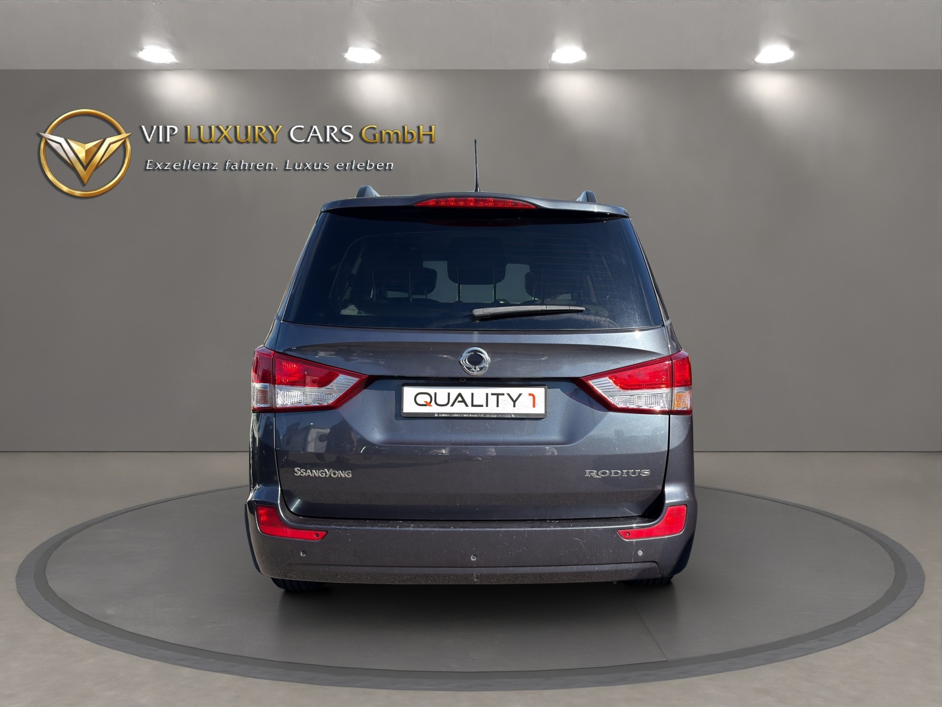 KGM-SsangYong Rodius SV220 e-XDi Crystal Plus Edition 2WD-image-5