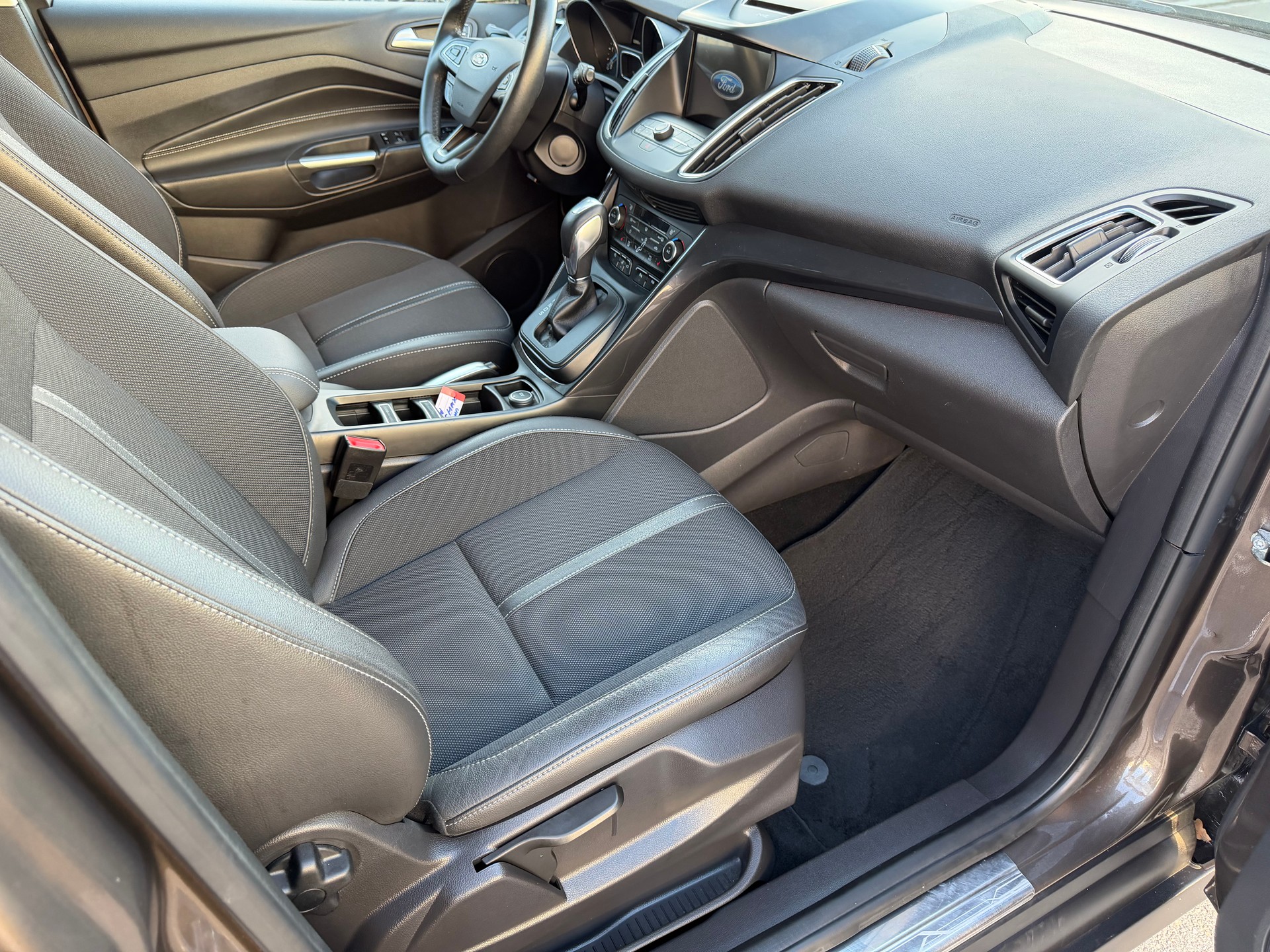 FORD GrC-Max 2.0 TDCi Titanium PowerShift Automat-image-16