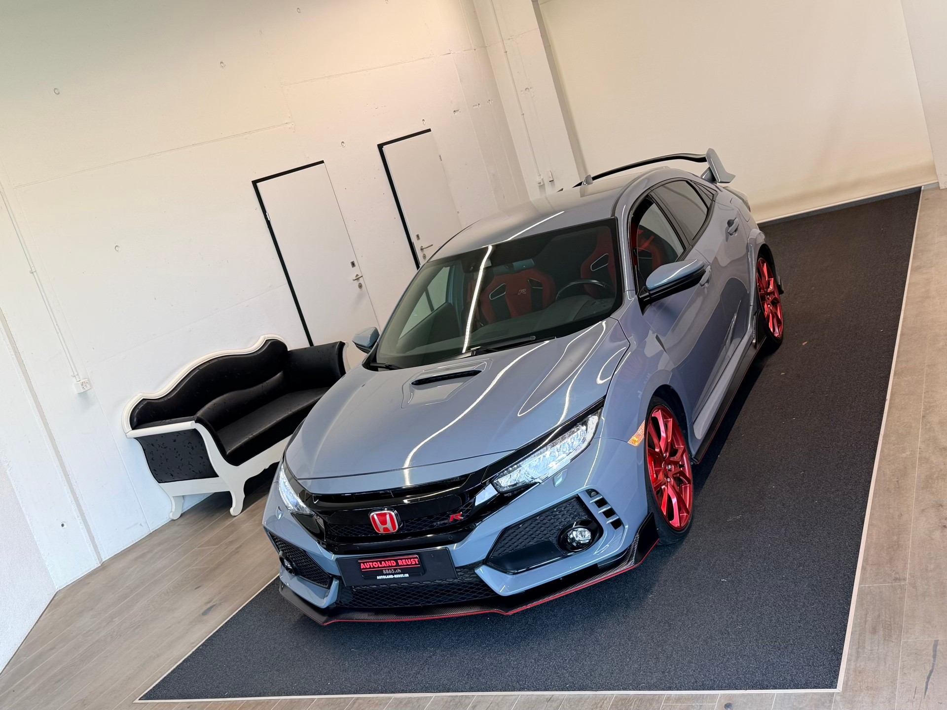 HONDA Civic 2.0 i-VTEC Type R-showroom-element-3