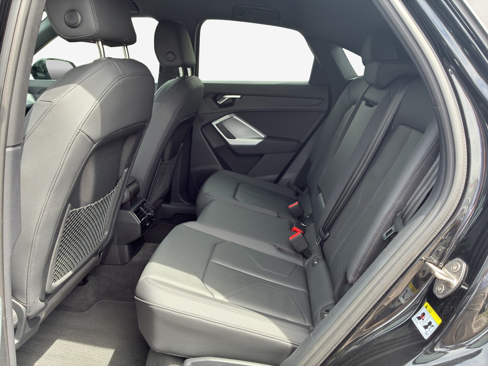 AUDI Q3 Sportback 35 TFSI Attraction S-tronic-image-11