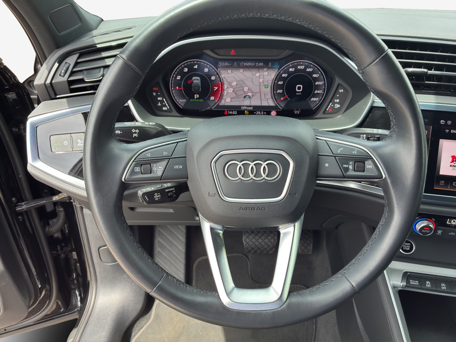 AUDI Q3 Sportback 35 TFSI Attraction S-tronic-image-9