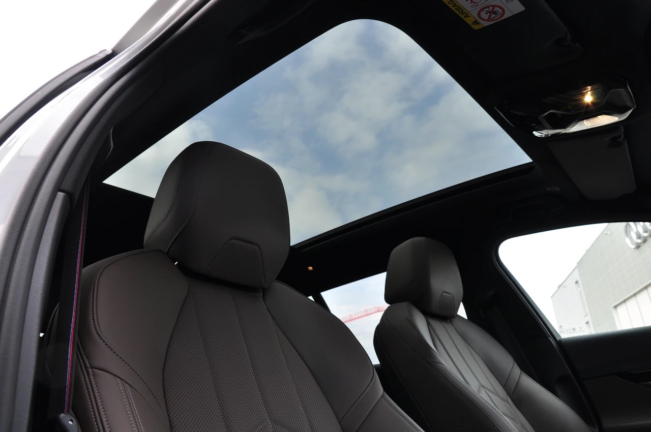 BMW 520d xDrive 48V Touring M Sport Pro Steptronic-image-15