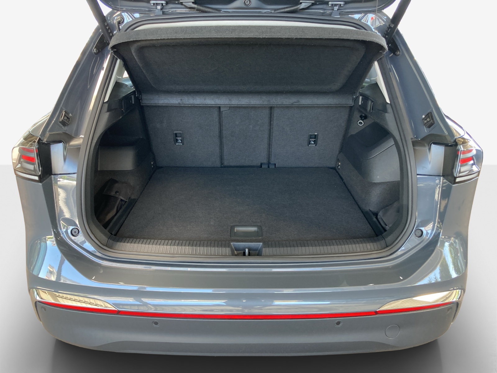 VW Tiguan 2.0 TSI DSG Elegance 4Motion-image-12