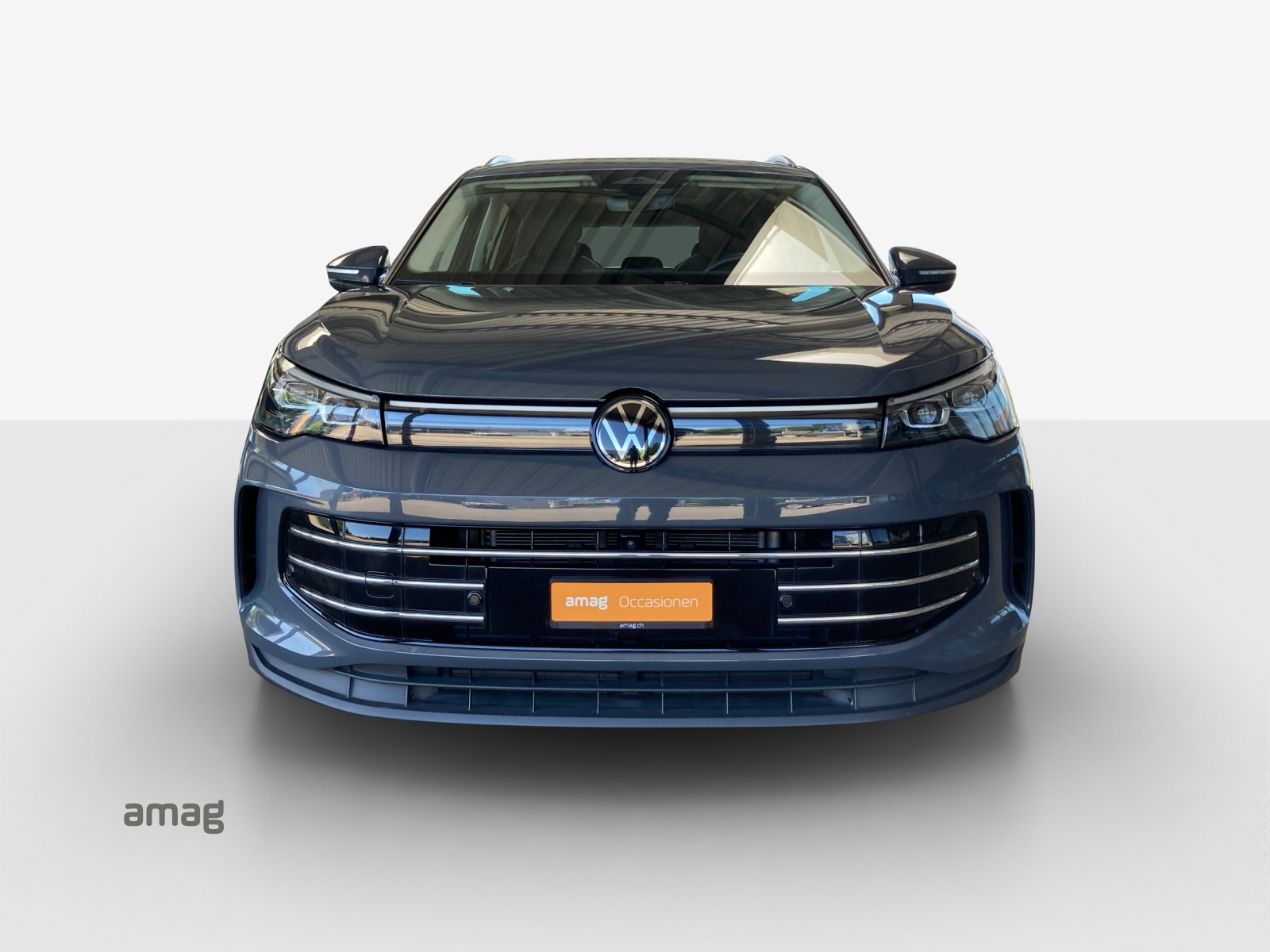 VW Tiguan 2.0 TSI DSG Elegance 4Motion-image-6