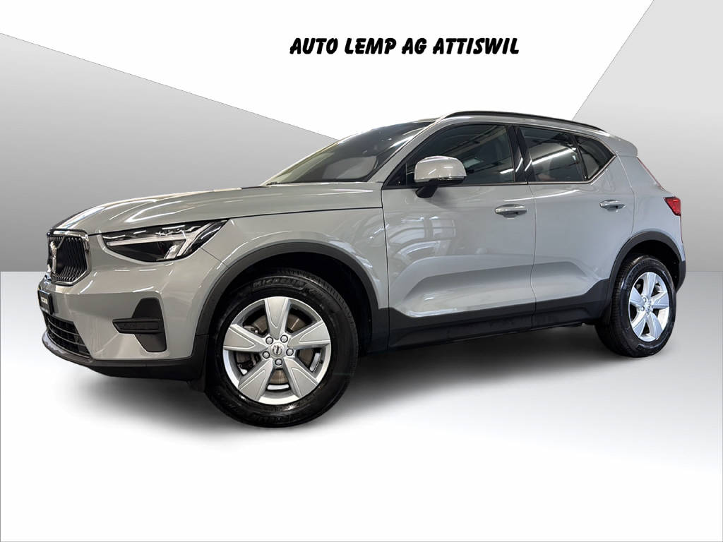 VOLVO XC40 2.0 B3 MH Essential-image-0