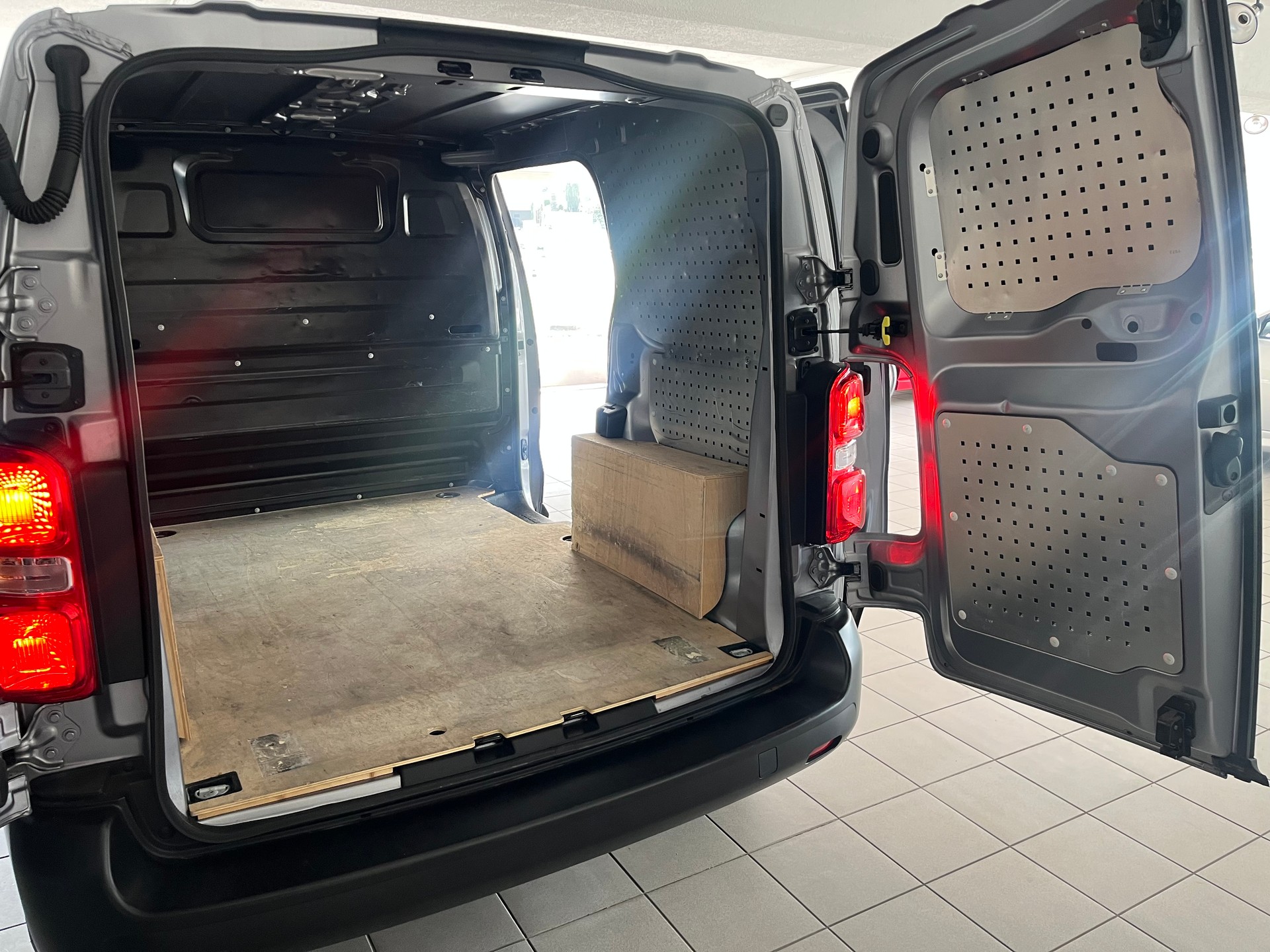 OPEL Vivaro Cargo 2.0 CDTI Enjoy s/s S Aut.-image-7