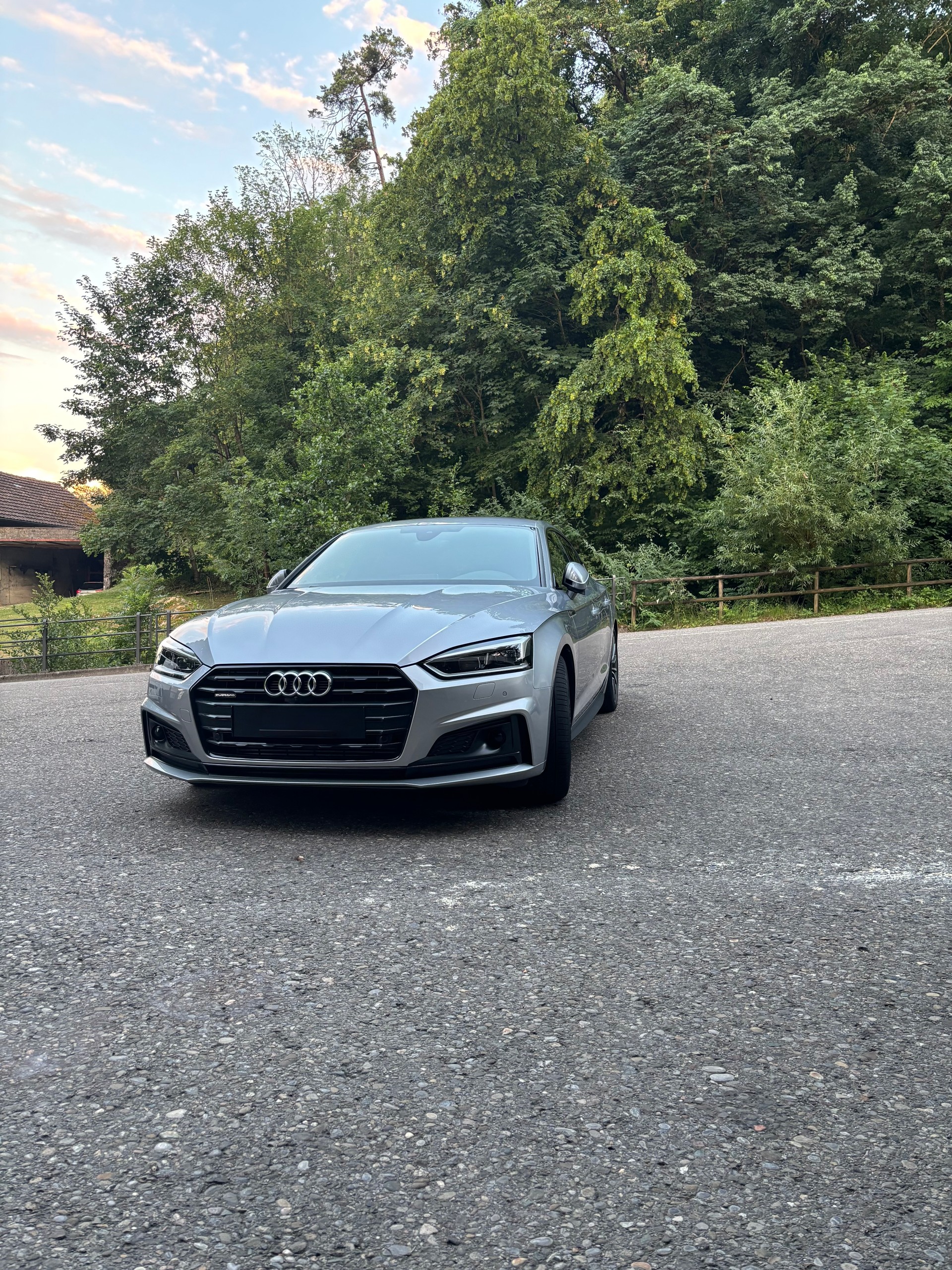 AUDI 45 TFSI Sport quattro S-Tronic-image-1