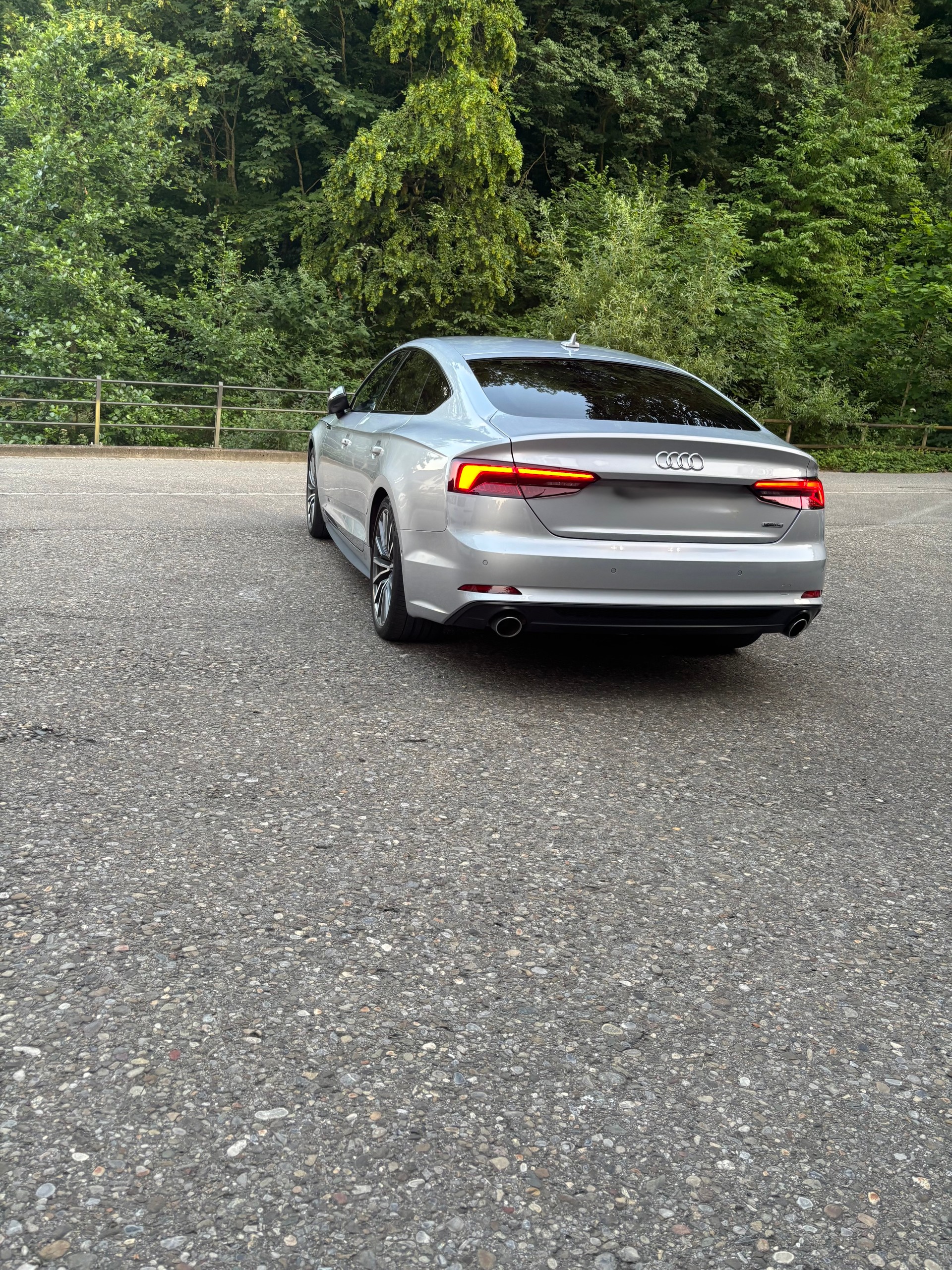 AUDI 45 TFSI Sport quattro S-Tronic-image-6