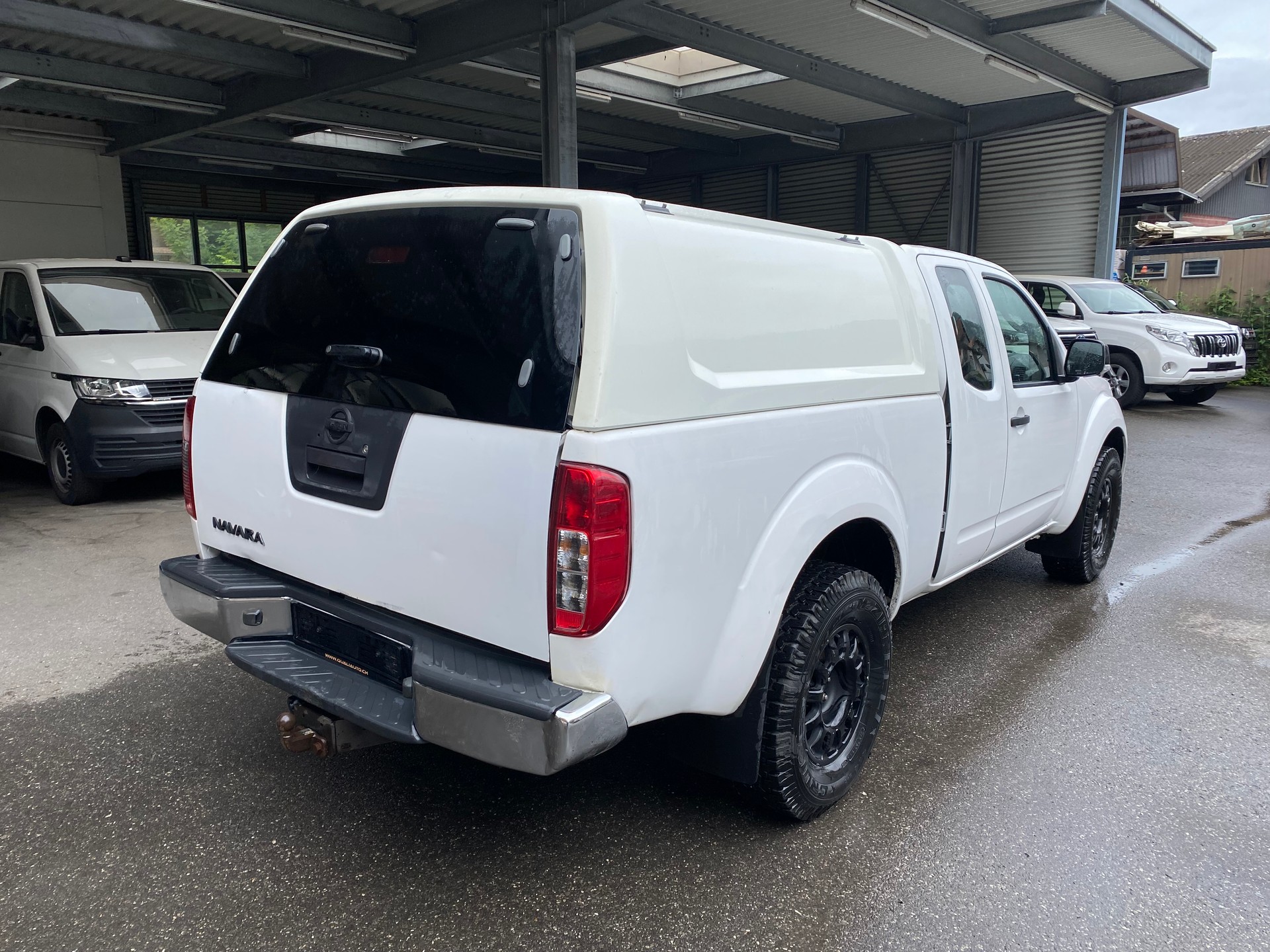 NISSAN Navara King Cab SE 2.5 dCi 4WD-image-8