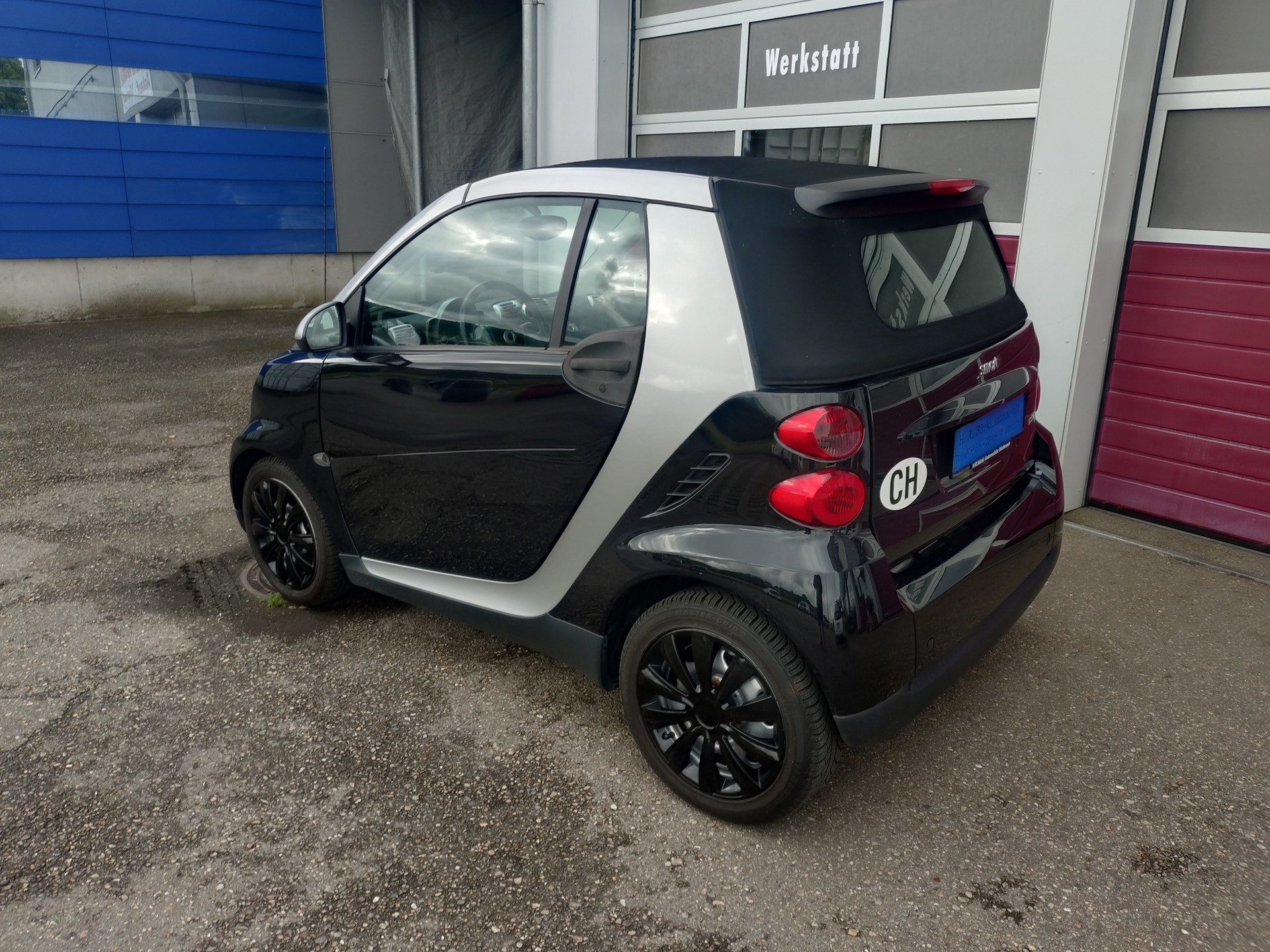 SMART FORTWO-image-5