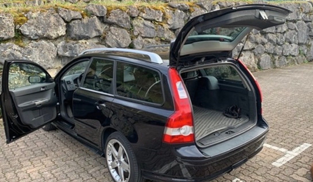 VOLVO T5 AWD Summum-image-2