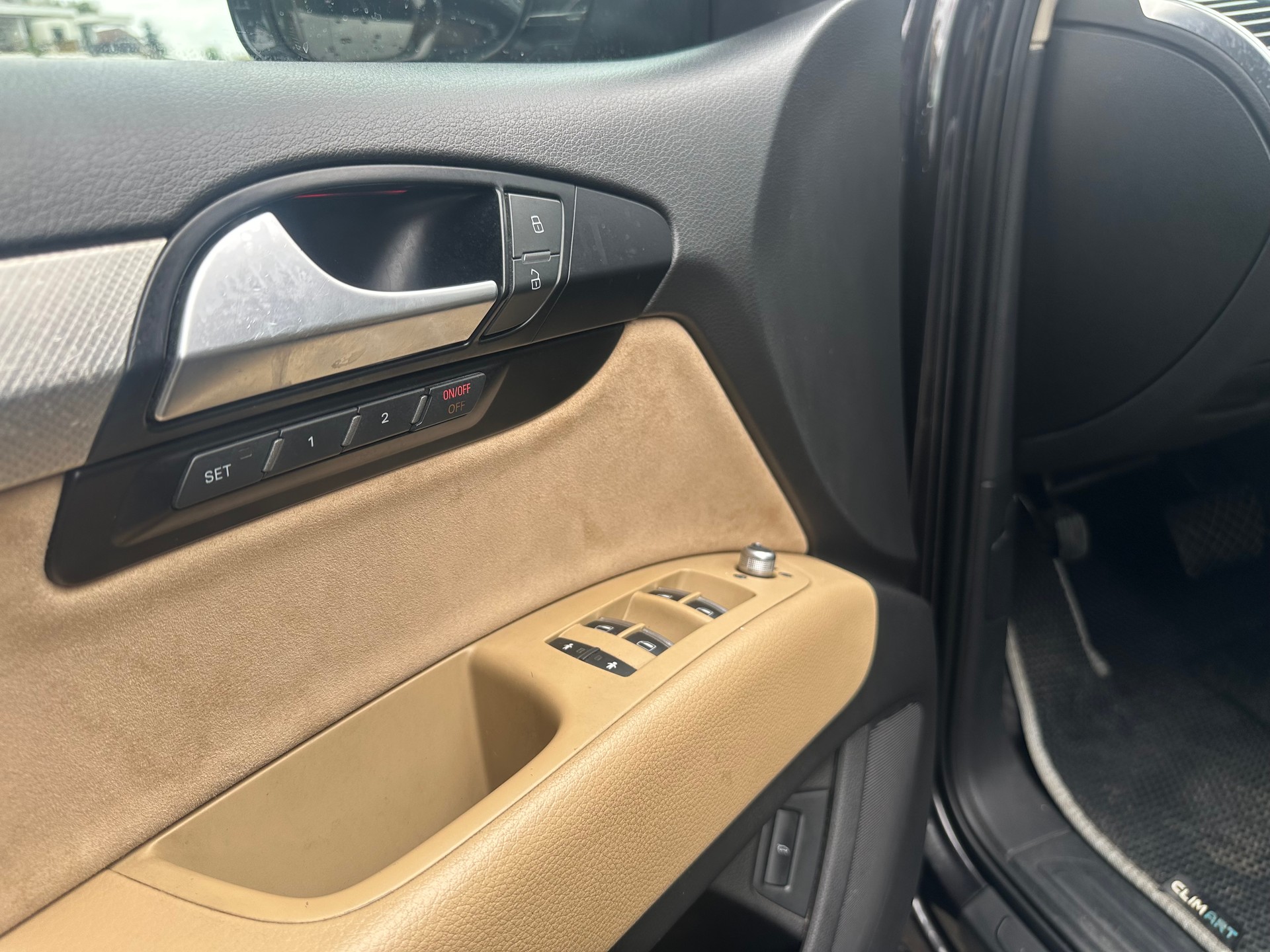 AUDI Q7 3.0 TDI addBlue quattro tiptronic-image-13