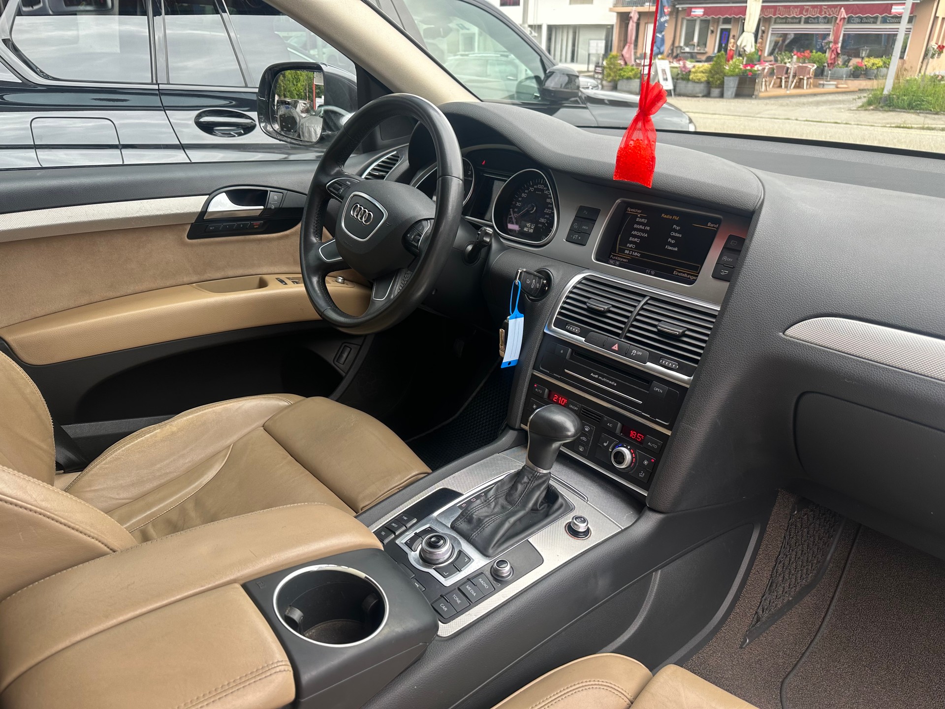 AUDI Q7 3.0 TDI addBlue quattro tiptronic-image-11