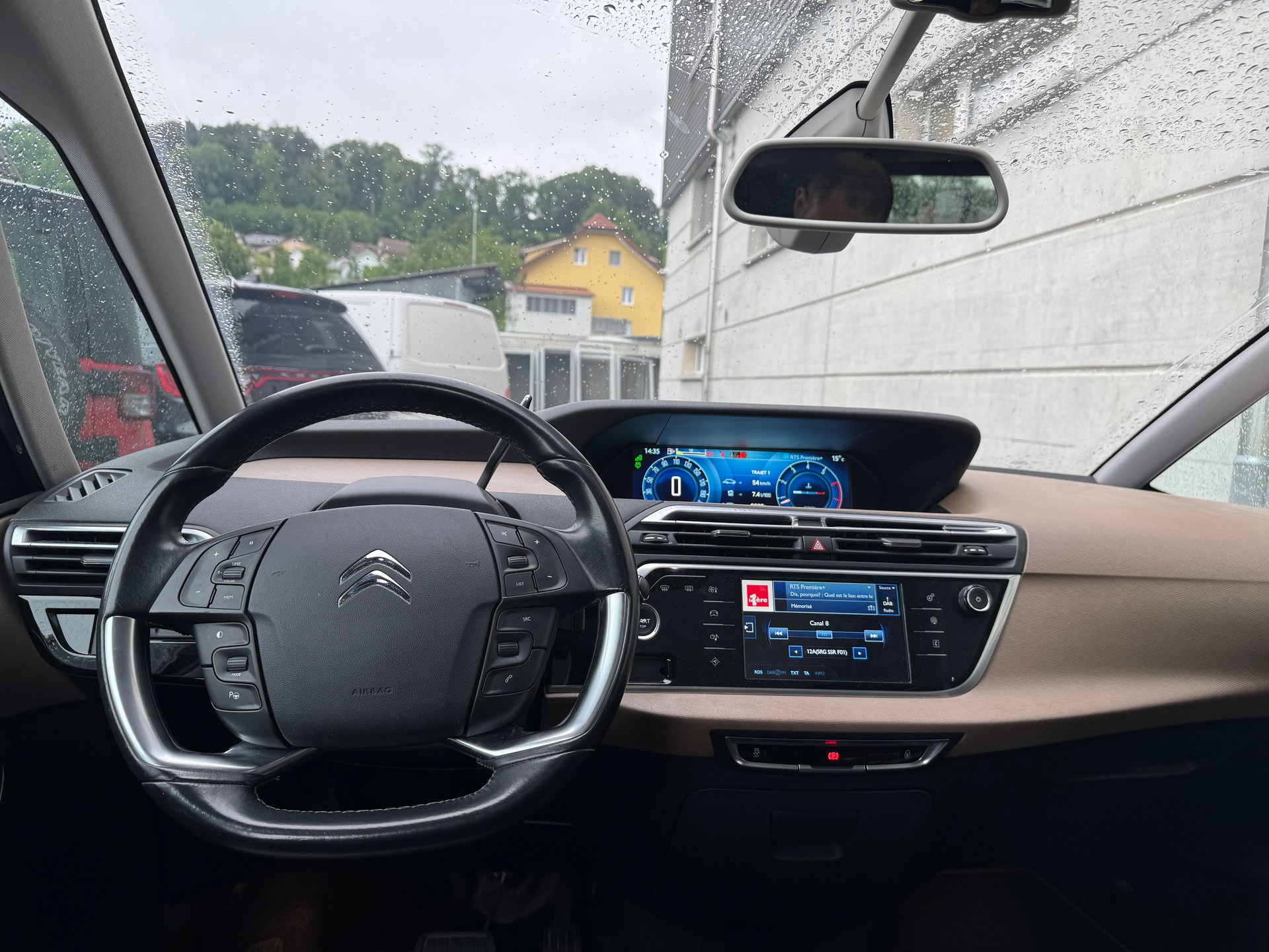 CITROEN Grand C4 Picasso 1.6i 16V e-THP Exclusive-image-6