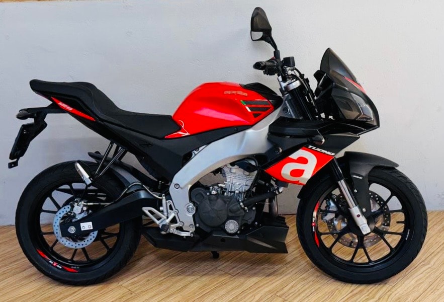 APRILIA Tuono 125 i.e. ABS-showroom-element-1